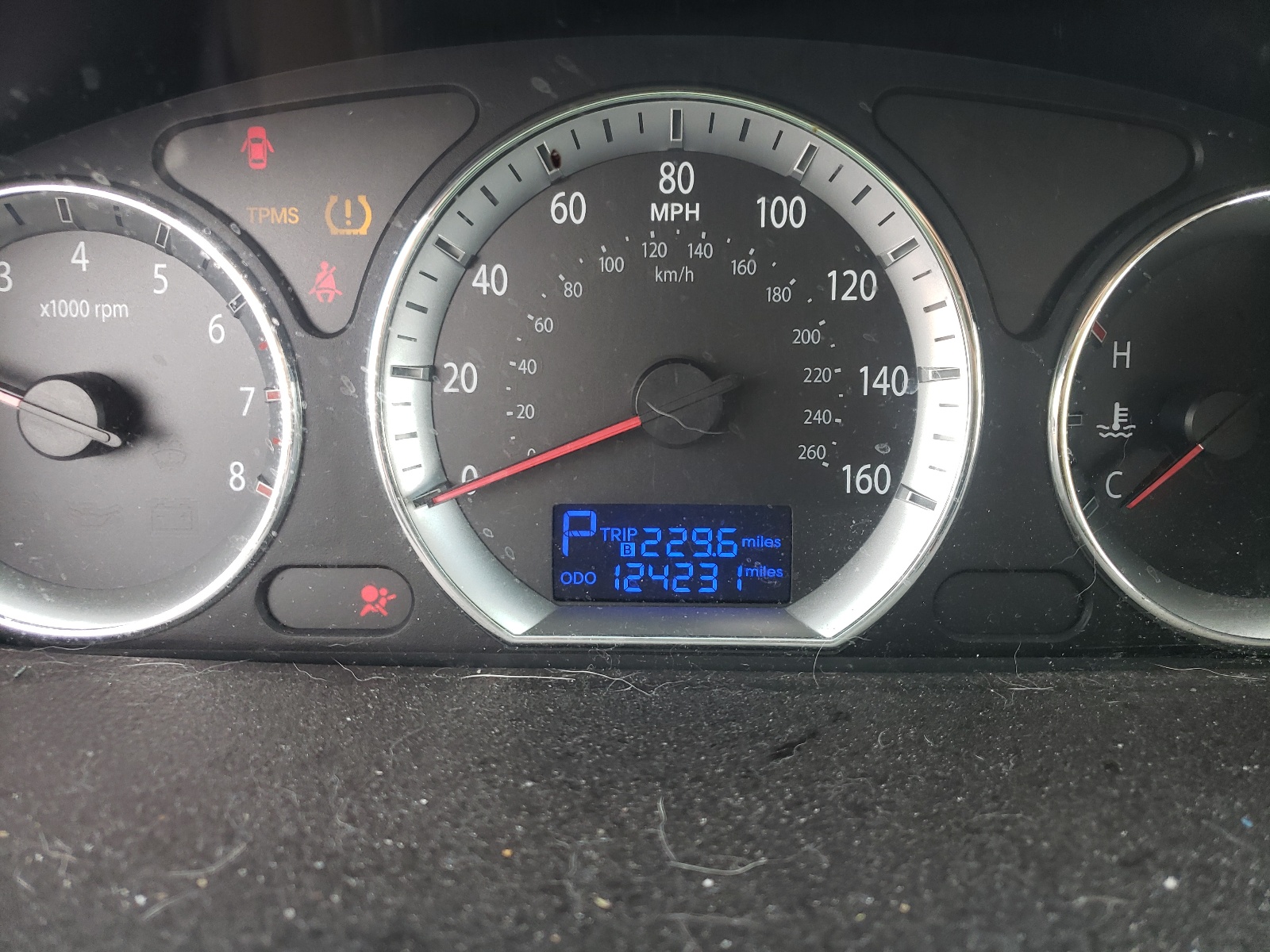 Photo 8 from auction – 2010 HYUNDAI SONATA GLS with VIN 5NPET4AC8AH657503