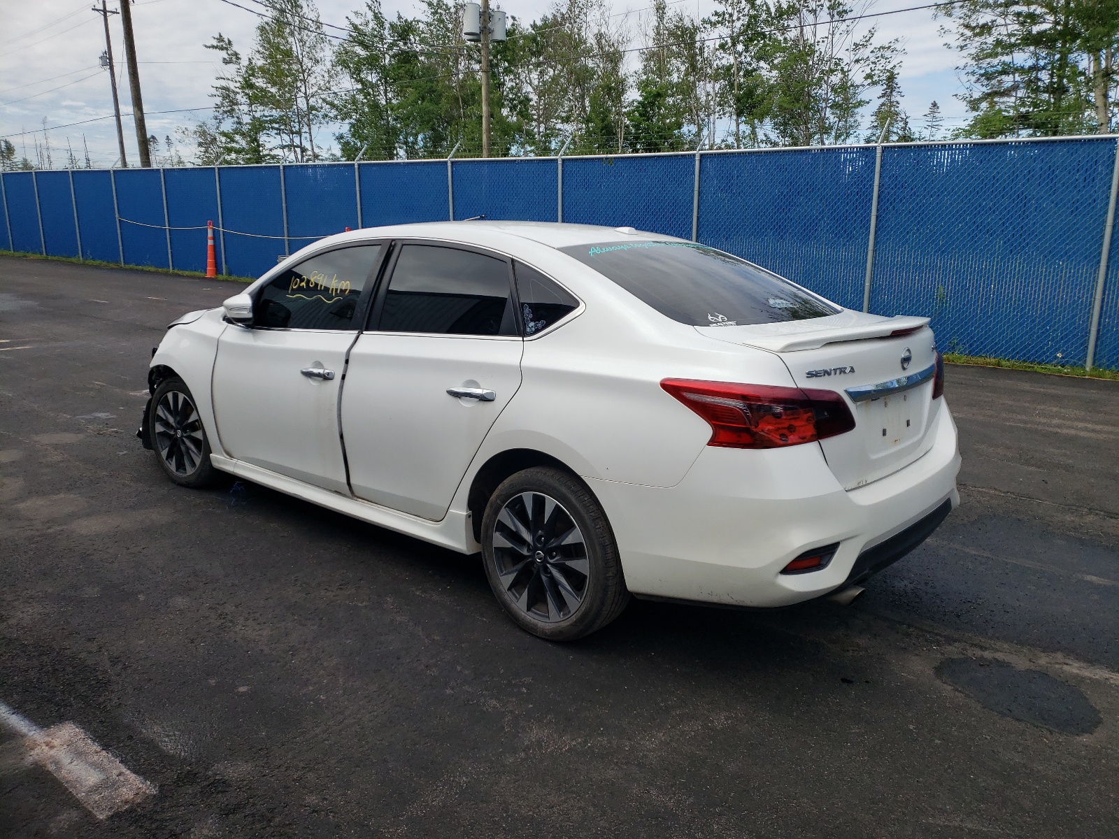 Photo 3 from auction – 2017 NISSAN SENTRA SR with VIN 3N1CB7AP6HY204091