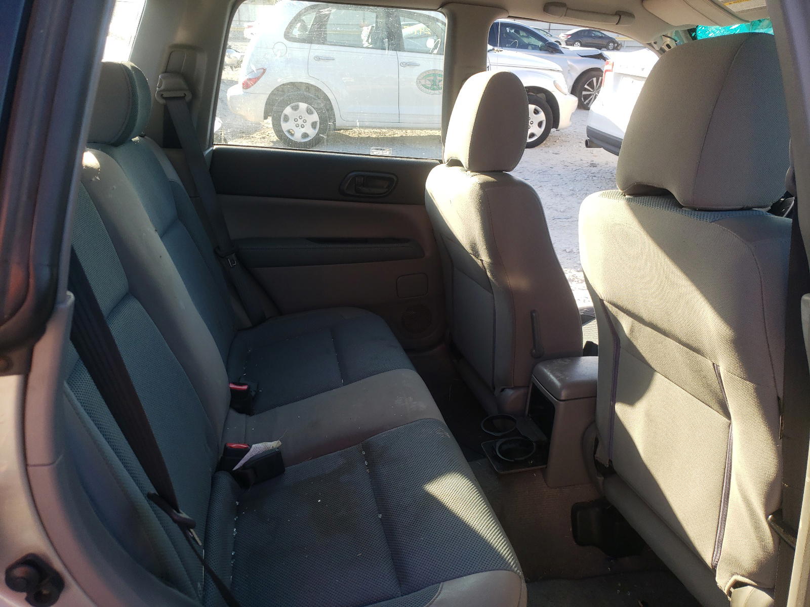Photo 6 from auction – 2005 SUBARU FORESTER 2 with VIN JF1SG63655G752465