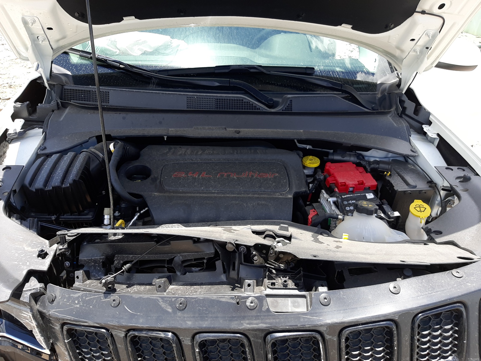 Zdjęcie 7 z aukcji – 2020 JEEP COMPASS LA z VIN 3C4NJCBB4LT205816