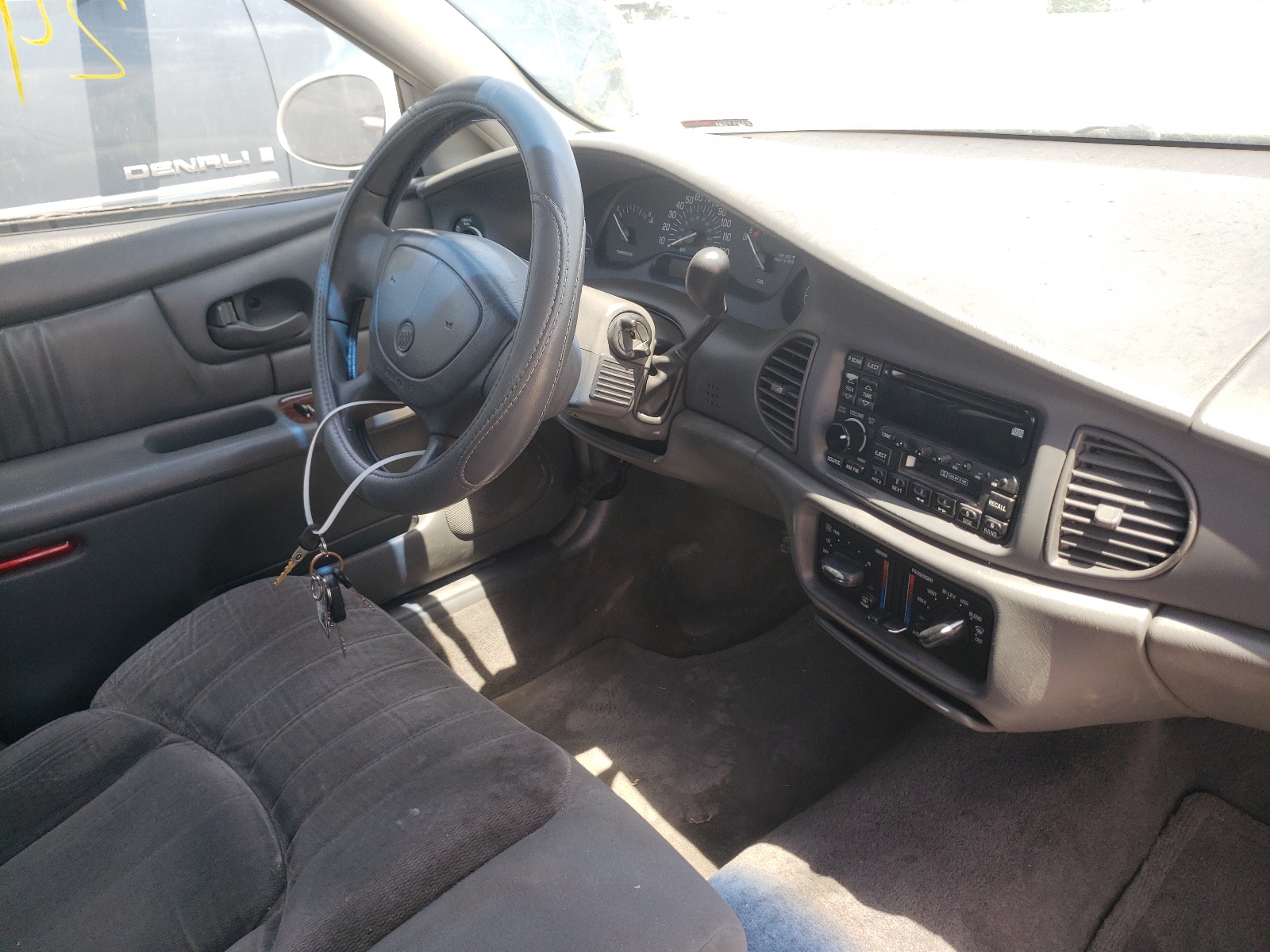 Photo 9 from auction – 2003 BUICK CENTURY with VIN 2G4WS52JX31194421