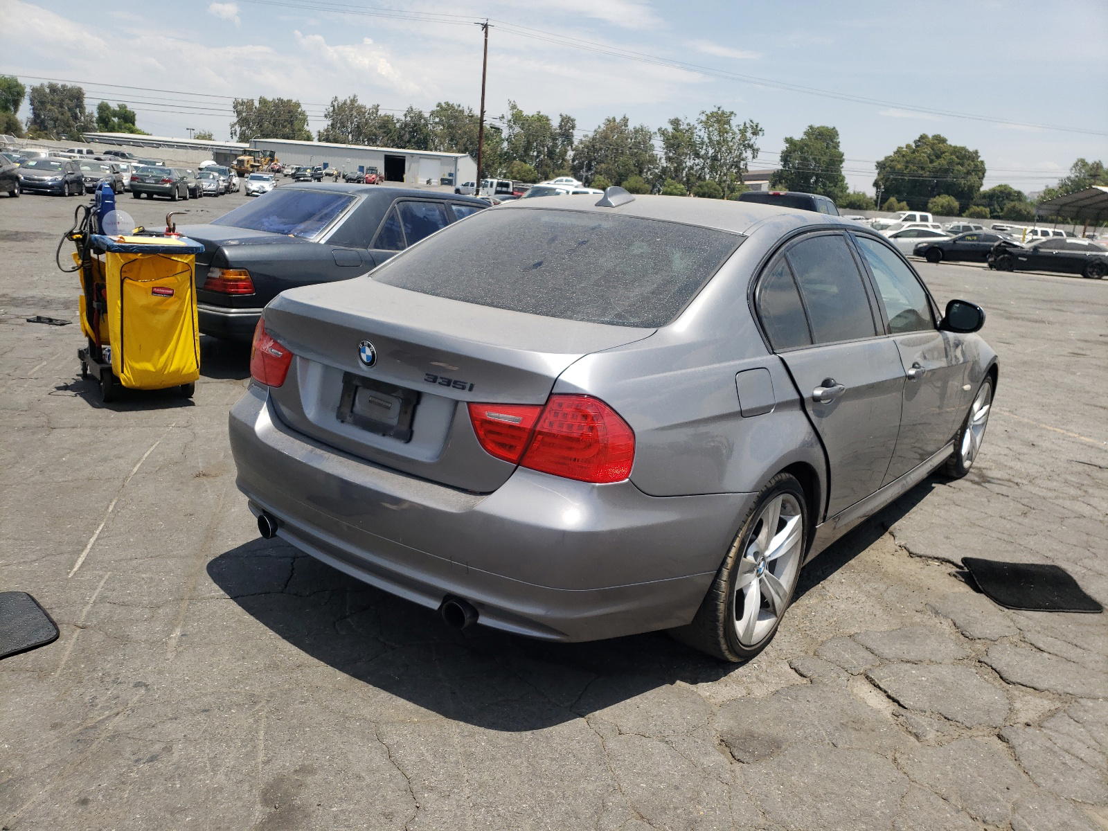 Photo 4 from auction – 2010 BMW 335 I with VIN WBAPM7C56AA367447