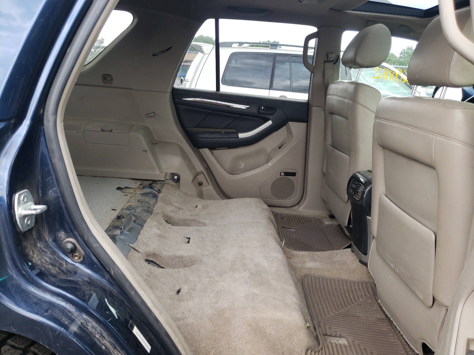Zdjęcie 6 z aukcji – 2004 TOYOTA 4RUNNER LI z VIN JTEBT17R048014039