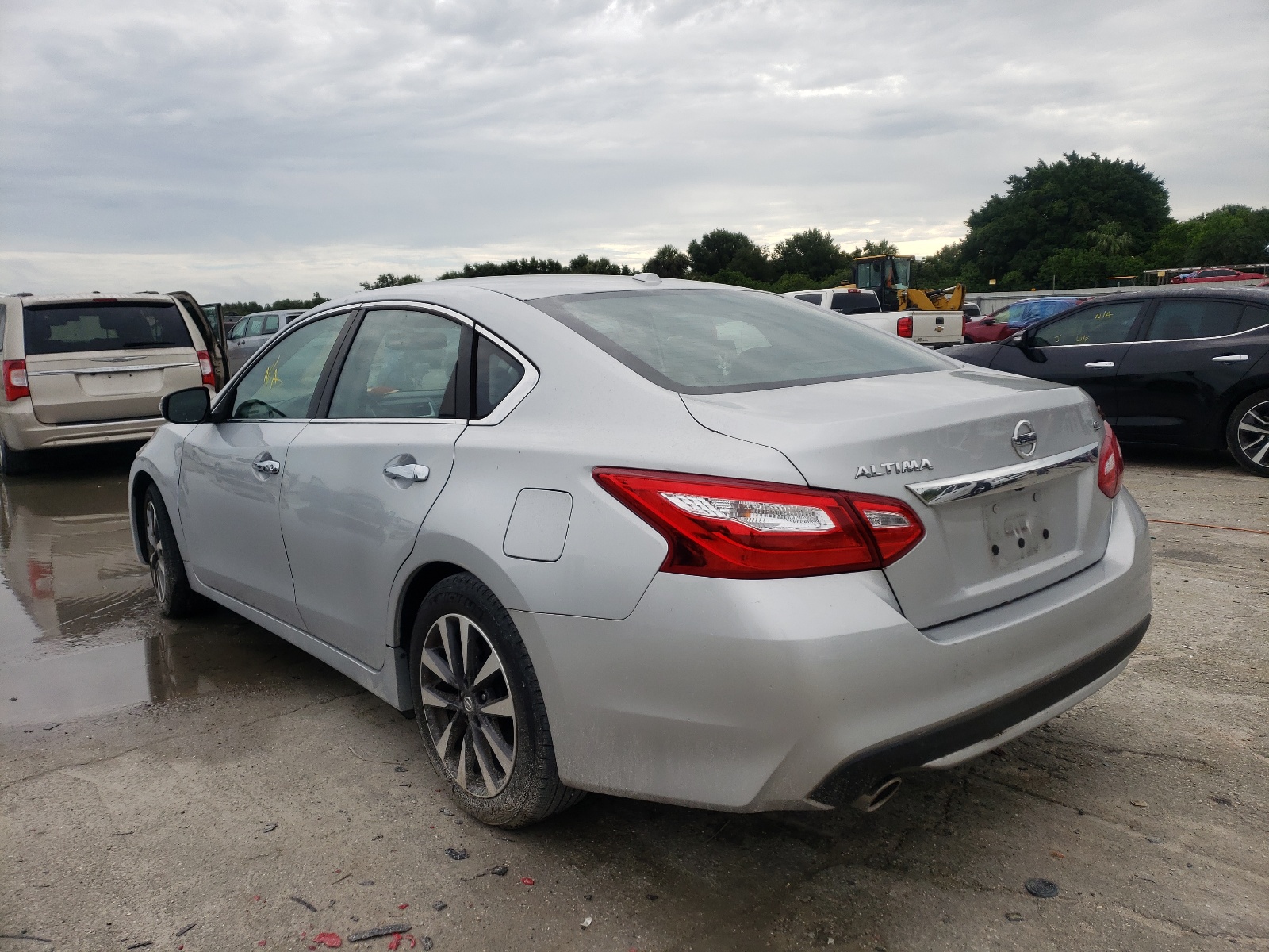 Photo 3 from auction – 2017 NISSAN ALTIMA 2.5 with VIN 1N4AL3AP3HC204090
