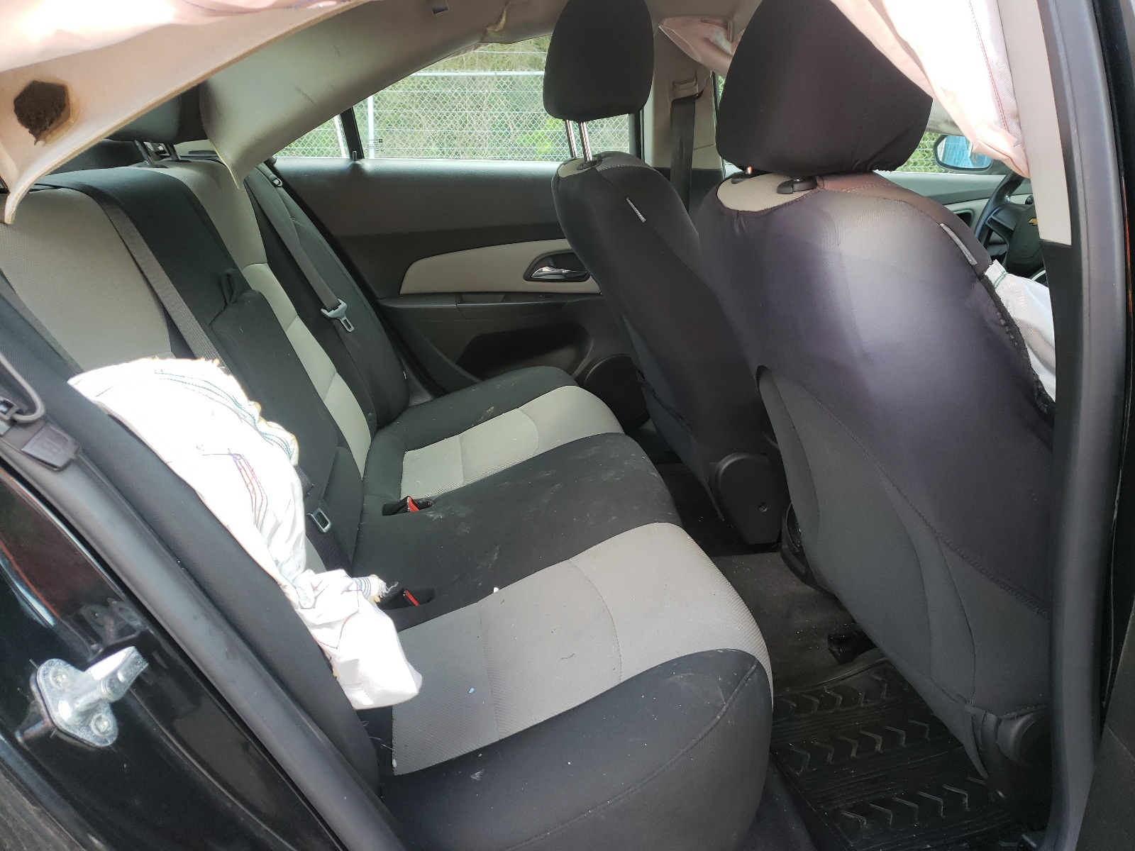 Photo 6 from auction – 2012 CHEVROLET CRUZE LS with VIN 1G1PC5SH9C7126609