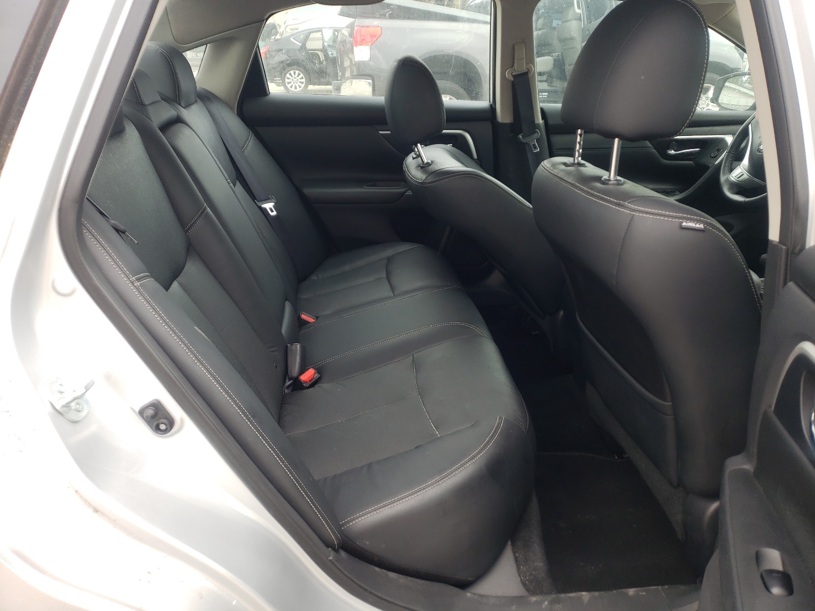 Photo 6 from auction – 2017 NISSAN ALTIMA 2.5 with VIN 1N4AL3AP3HC204090