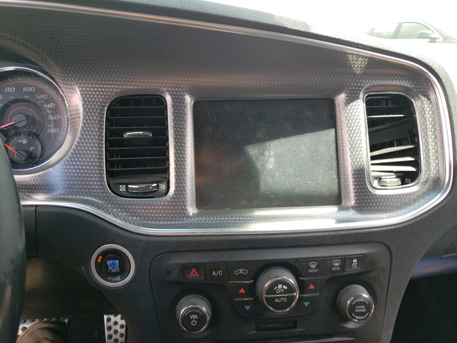 Photo 9 from auction – 2012 DODGE CHARGER SR with VIN 2C3CDXEJ1CH117313