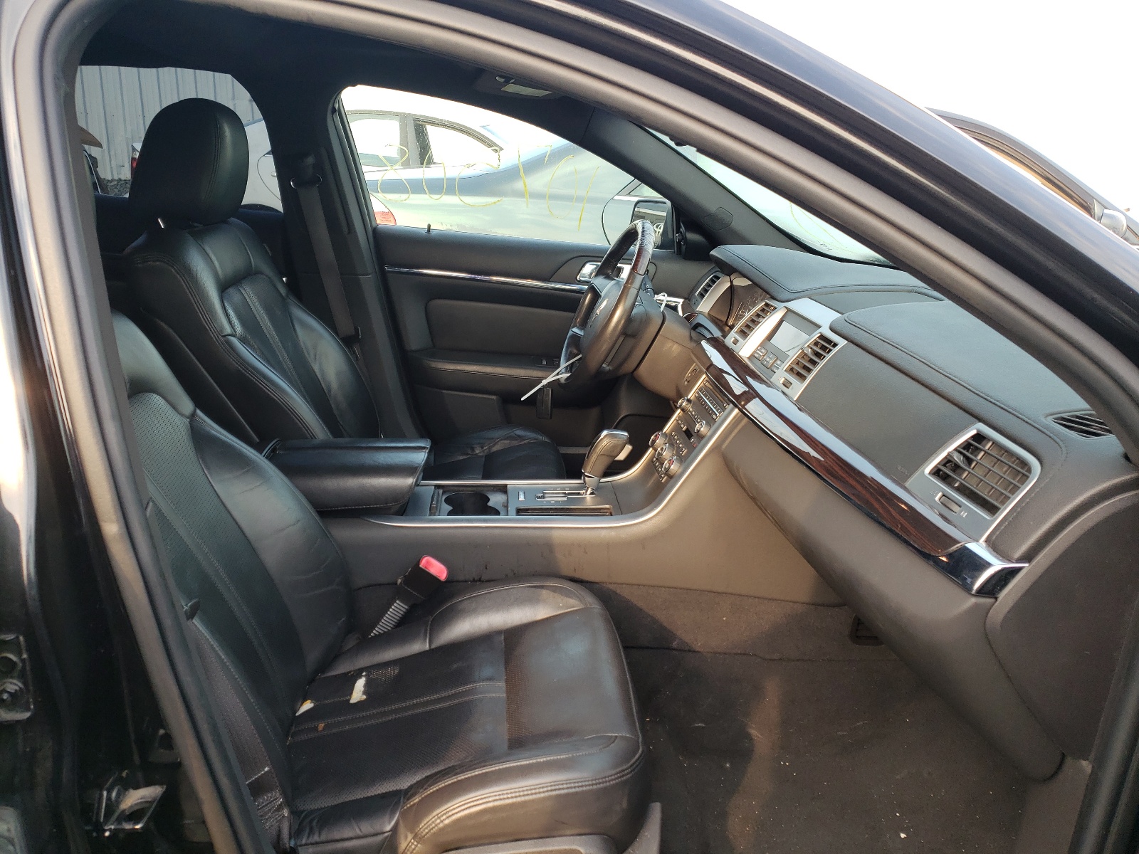 Photo 18 from auction – 2009 LINCOLN MKS with VIN 1LNHM93R09G612382