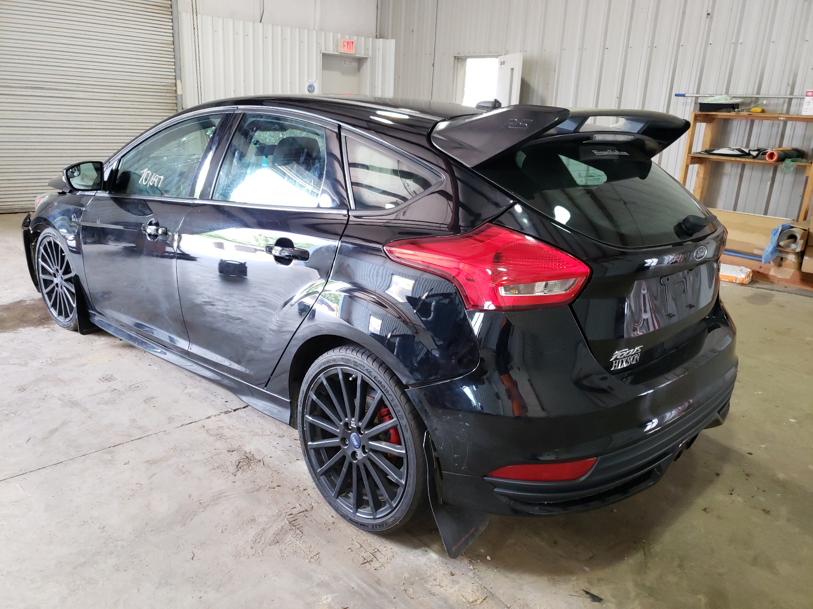 Photo 3 from auction – 2017 FORD FOCUS ST with VIN 1FADP3L98HL227820