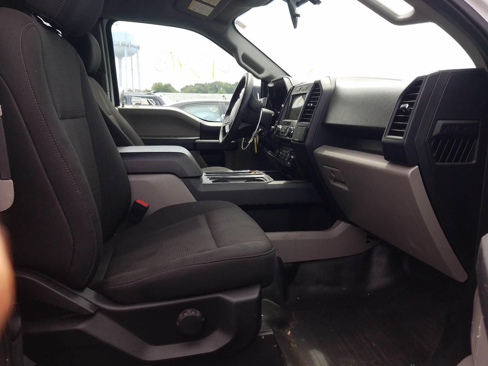 Photo 5 from auction – 2018 FORD F150 SUPER with VIN 1FTEX1EPXJFC38112