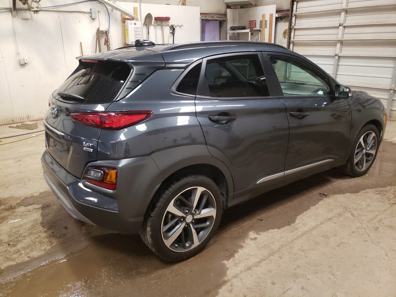Photo 4 from auction – 2018 HYUNDAI KONA LIMIT with VIN KM8K3CA54JU066987