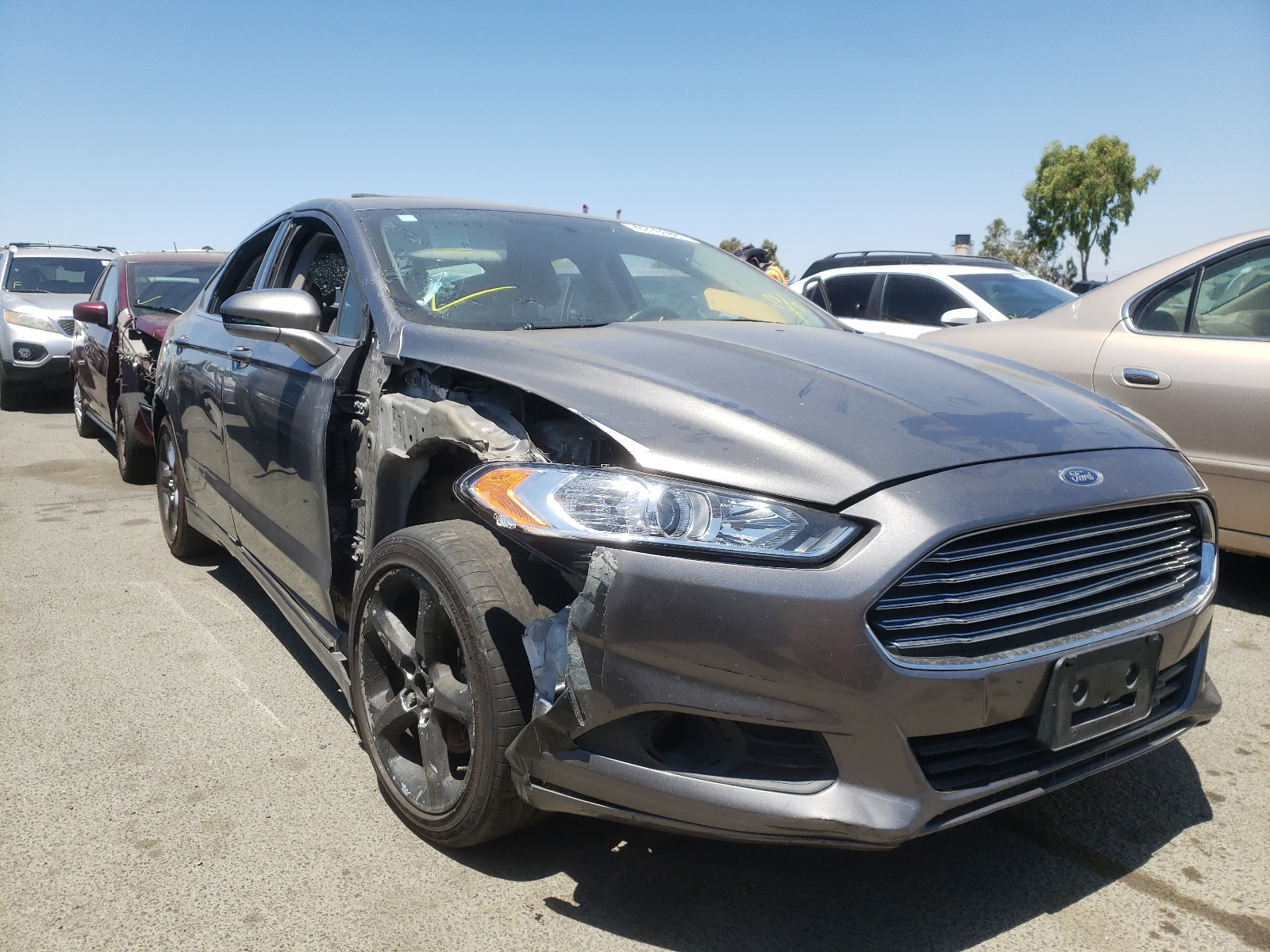 FORD FUSION SE 2014 with VIN 3FA6P0HD4ER186295 - Photo from auction