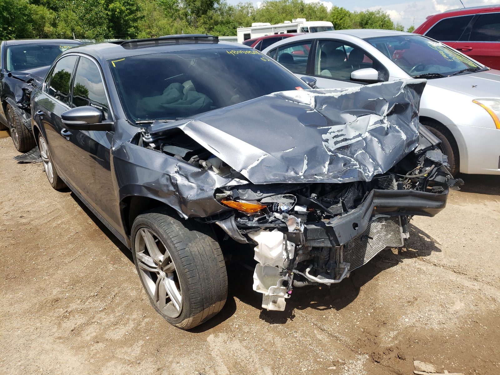 VOLKSWAGEN PASSAT SE 2014 with VIN 1VWBN7A35EC069894 - Photo from auction