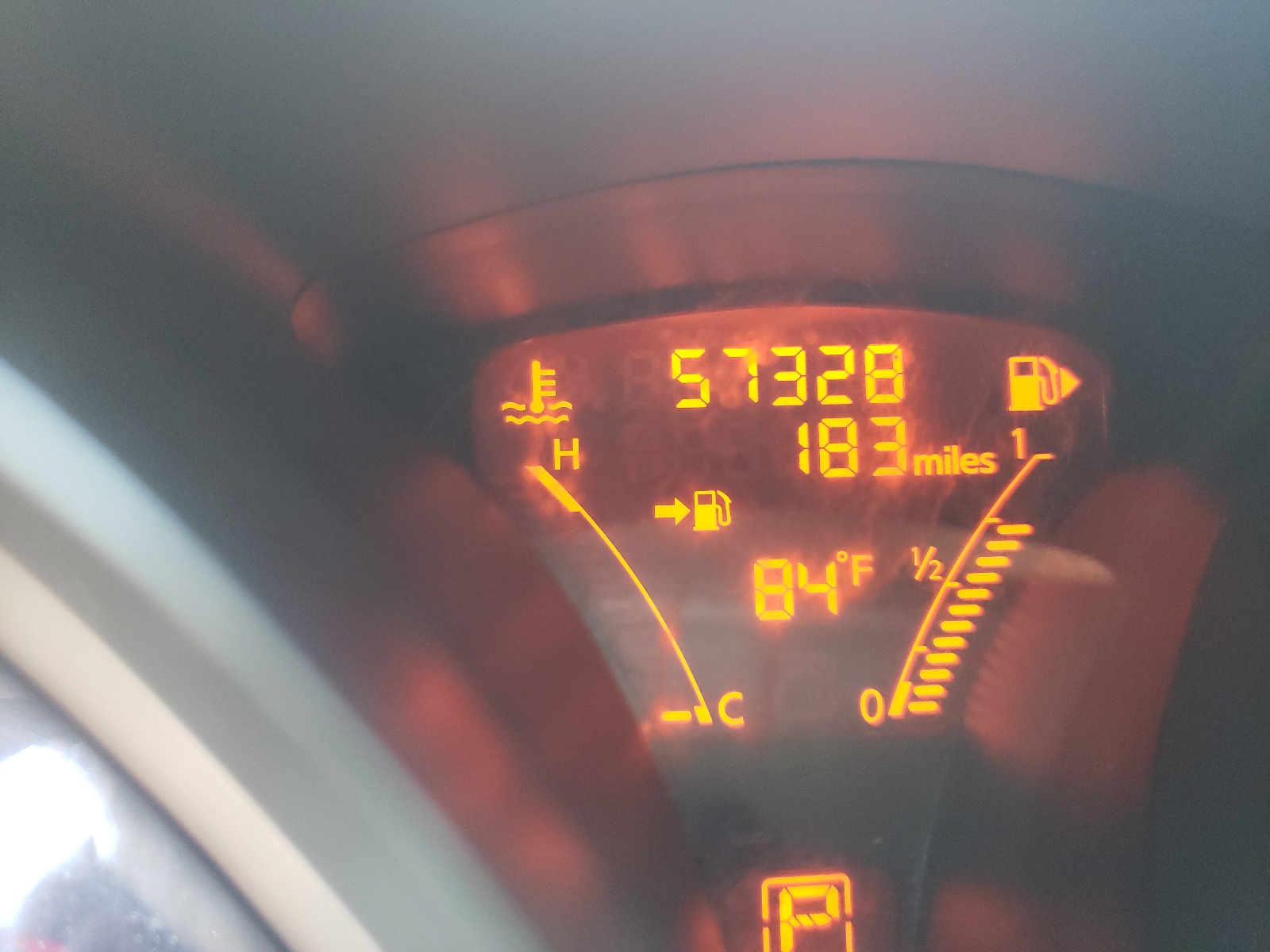 Photo 8 from auction – 2015 NISSAN JUKE S with VIN JN8AF5MV1FT560885