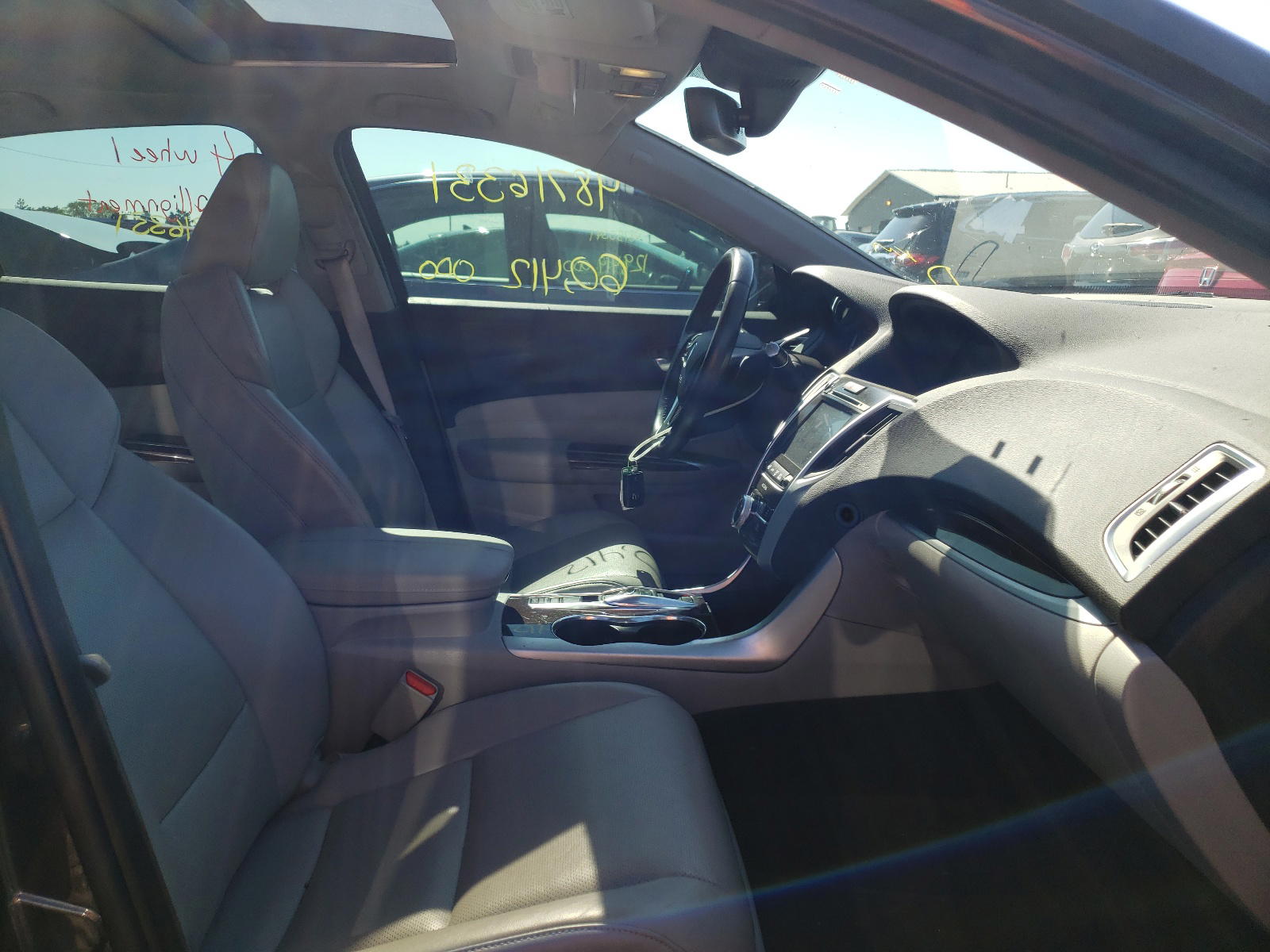 Photo 5 from auction – 2015 ACURA TLX TECH with VIN 19UUB3F51FA006359