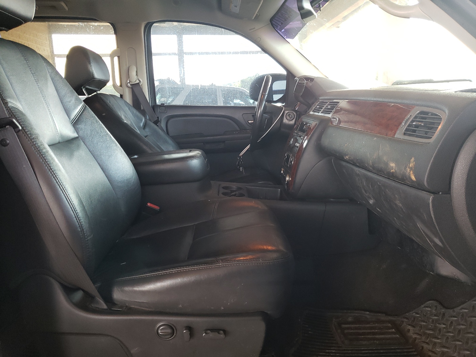 Photo 5 from auction – 2009 CHEVROLET SILVERADO with VIN 3GCEK333X9G203798