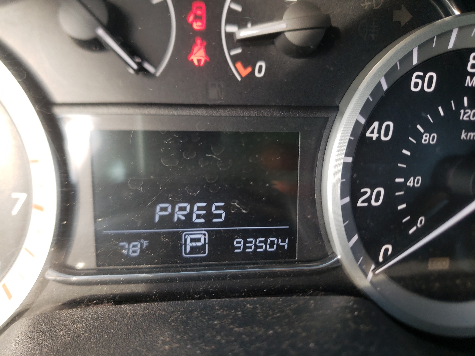 Photo 8 from auction – 2014 NISSAN SENTRA S with VIN 3N1AB7AP8EY214799