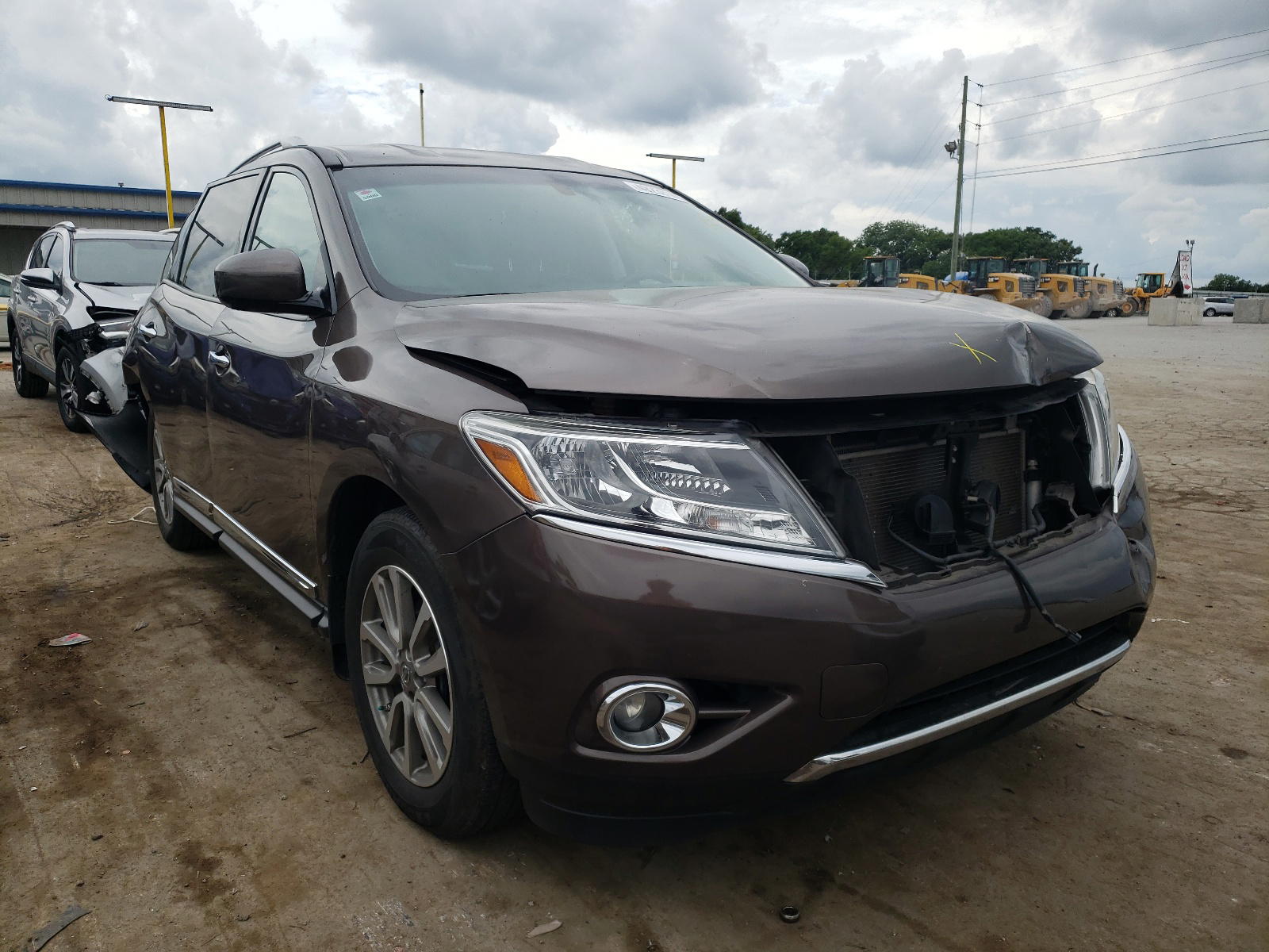NISSAN PATHFINDER 2015 with VIN 5N1AR2MN1FC697953 - Photo from auction