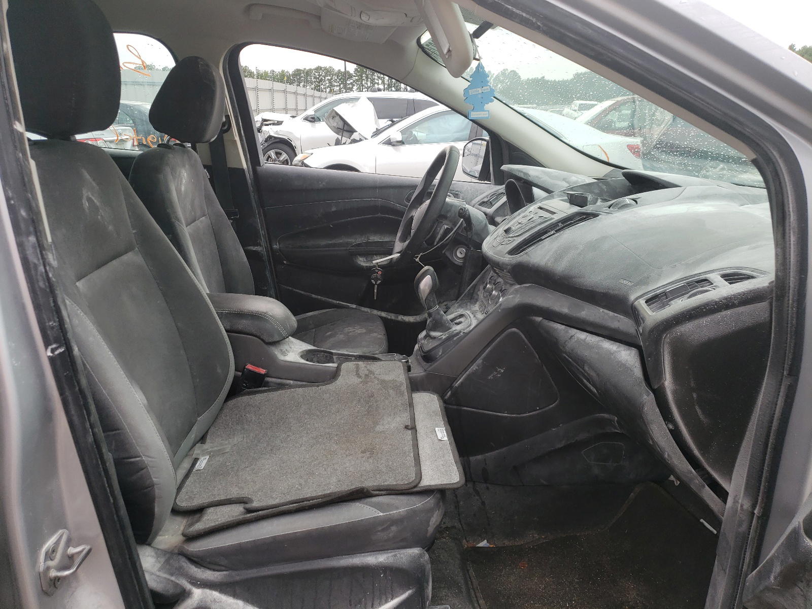 Photo 5 from auction – 2014 FORD ESCAPE S with VIN 1FMCU0F71EUB22108