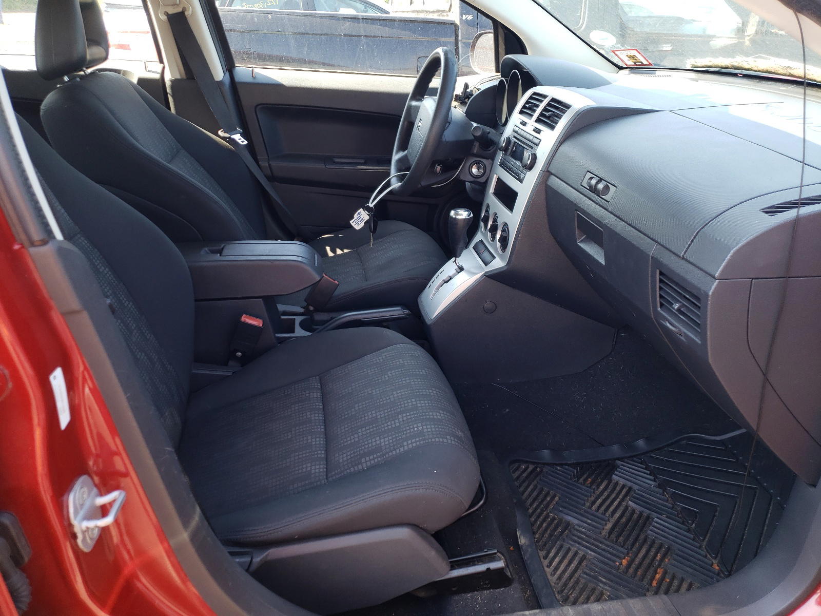Photo 5 from auction – 2008 DODGE CALIBER with VIN 1B3HB28B58D744908