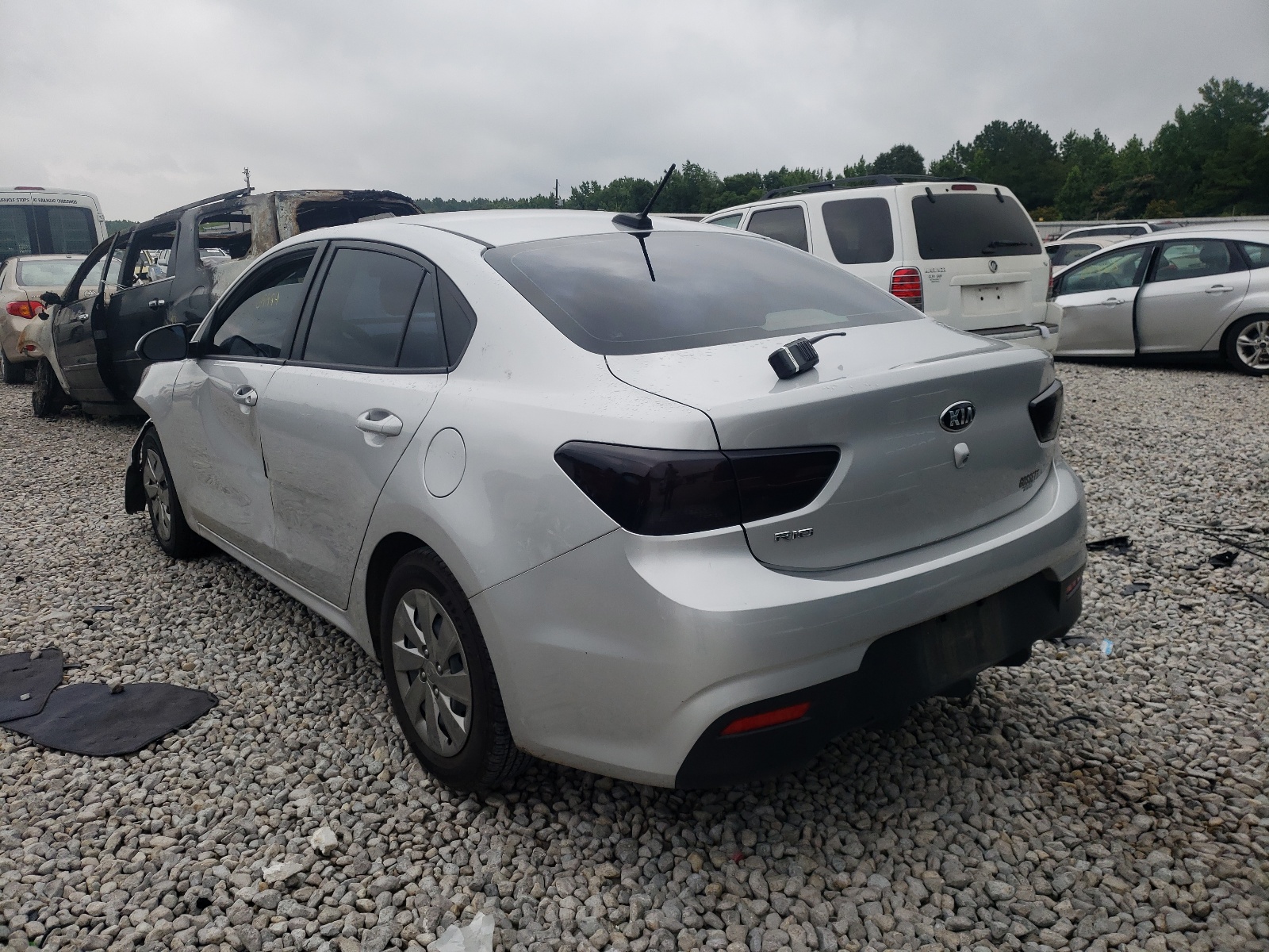 Photo 3 from auction – 2019 KIA RIO S with VIN 3KPA24AB7KE230893