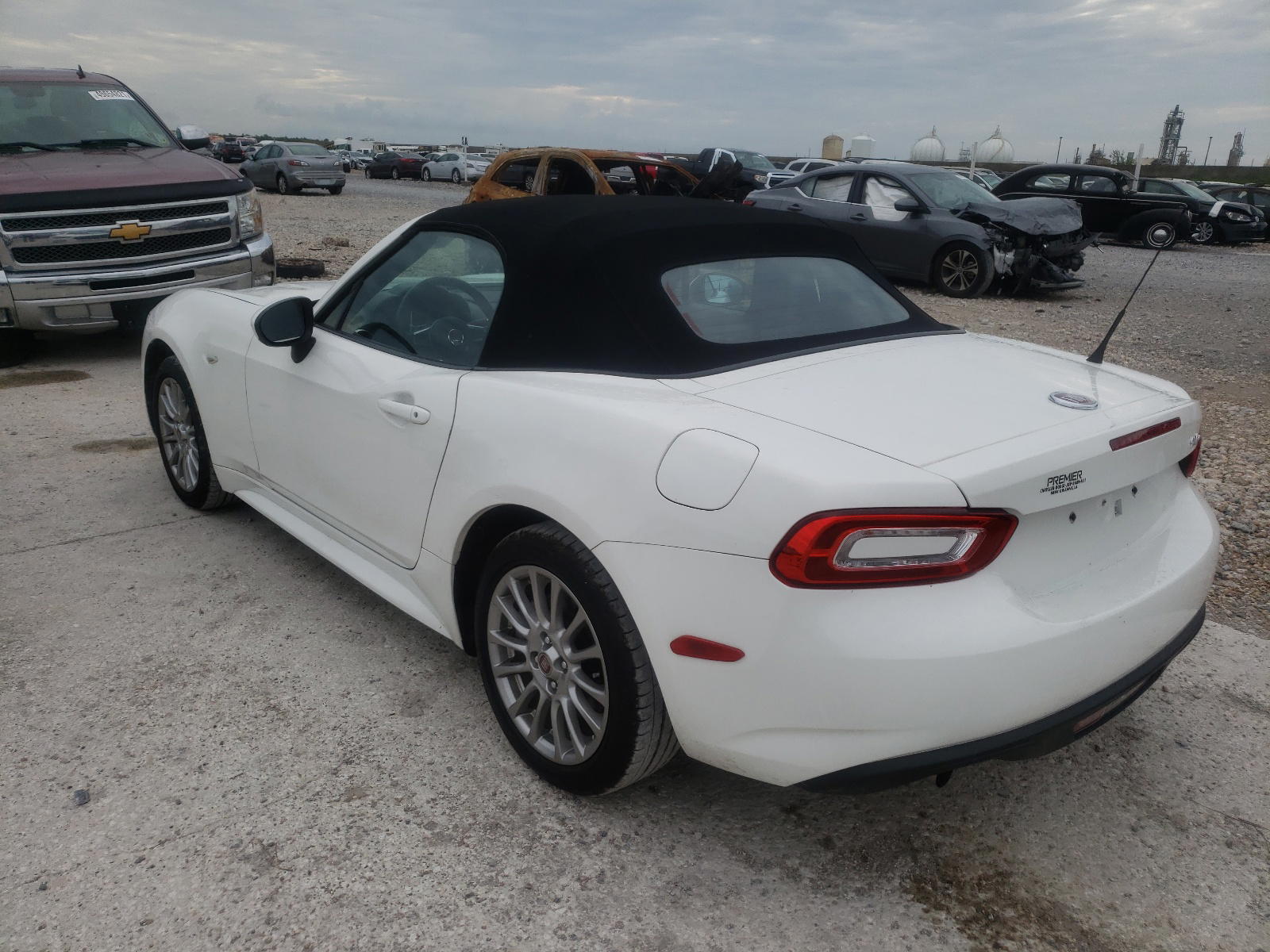 Photo 3 from auction – 2018 FIAT 124 SPIDER with VIN JC1NFAEK2J0136861