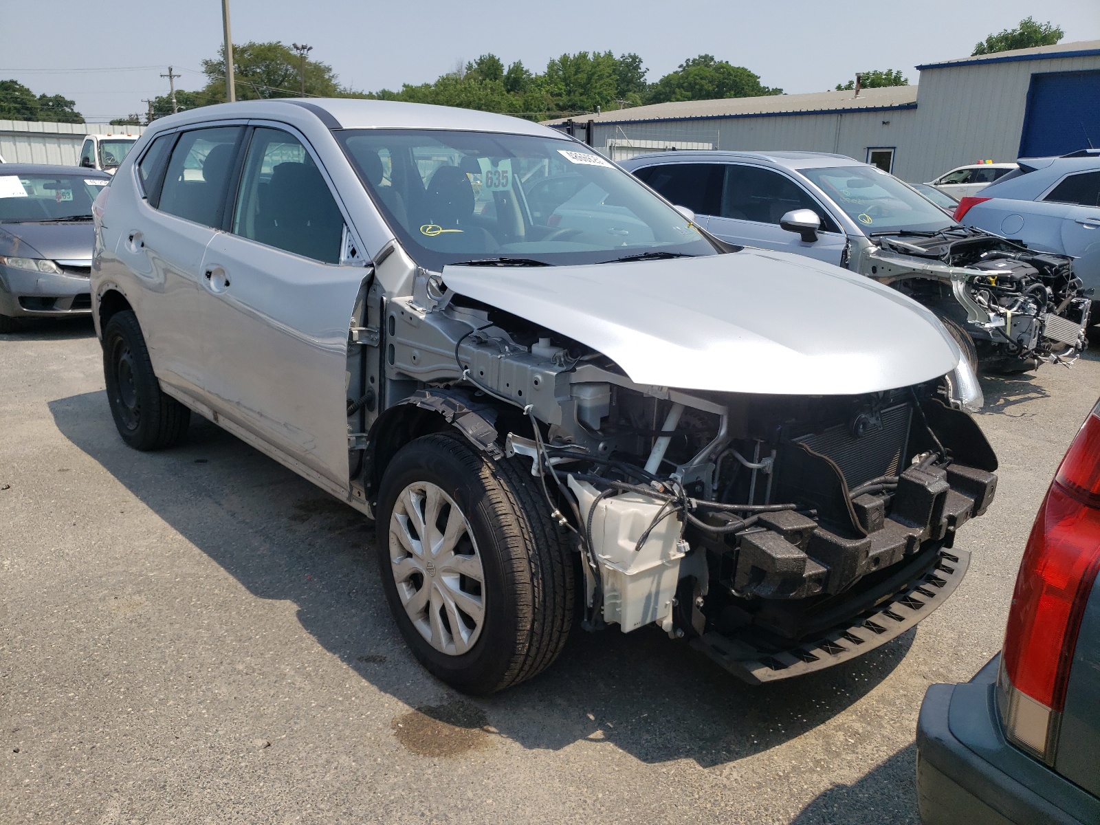 Photo 1 from auction – 2016 NISSAN ROGUE S with VIN KNMAT2MV9GP676297