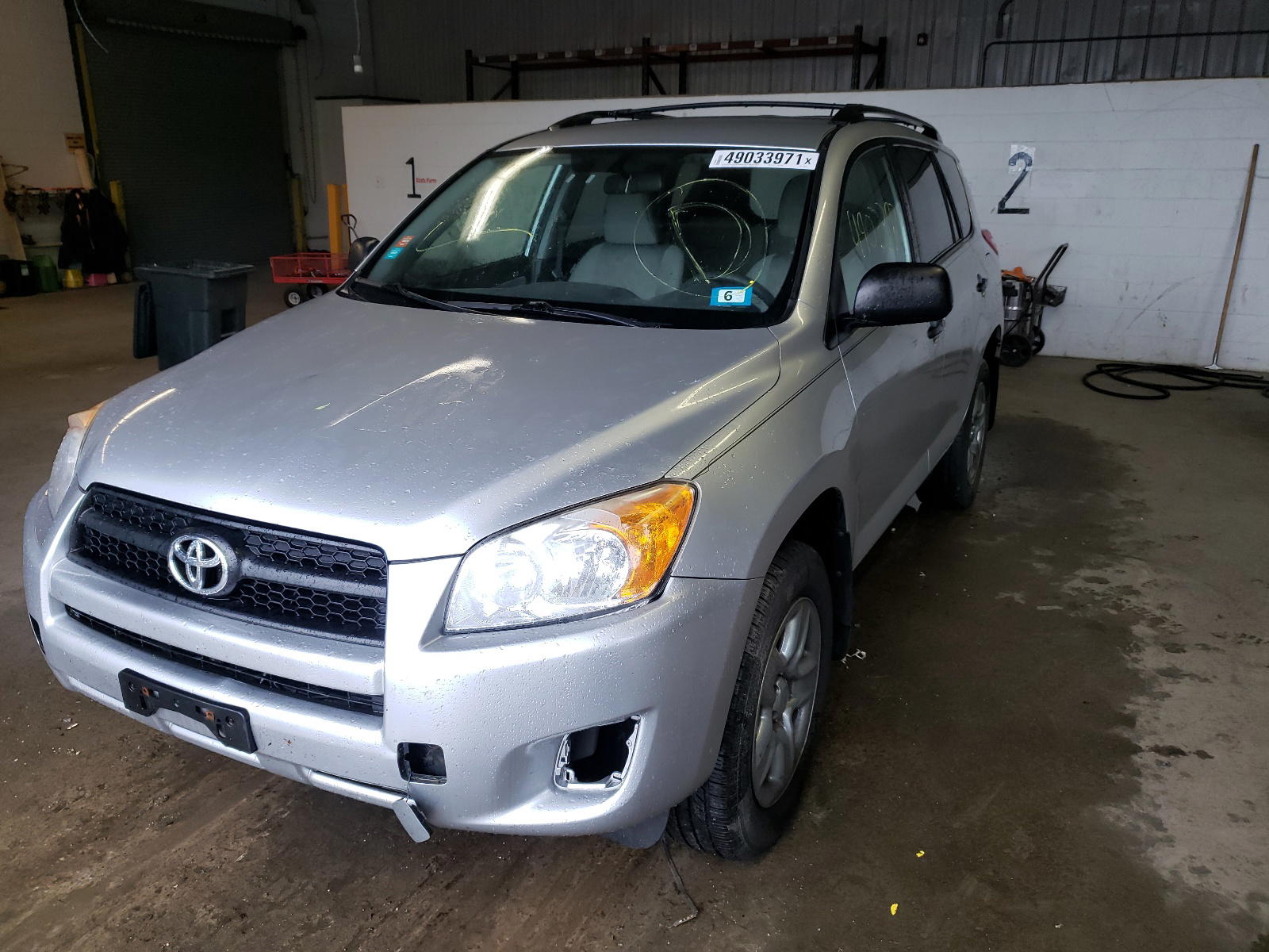 Photo 2 from auction – 2011 TOYOTA RAV4 with VIN 2T3BF4DV7BW095613