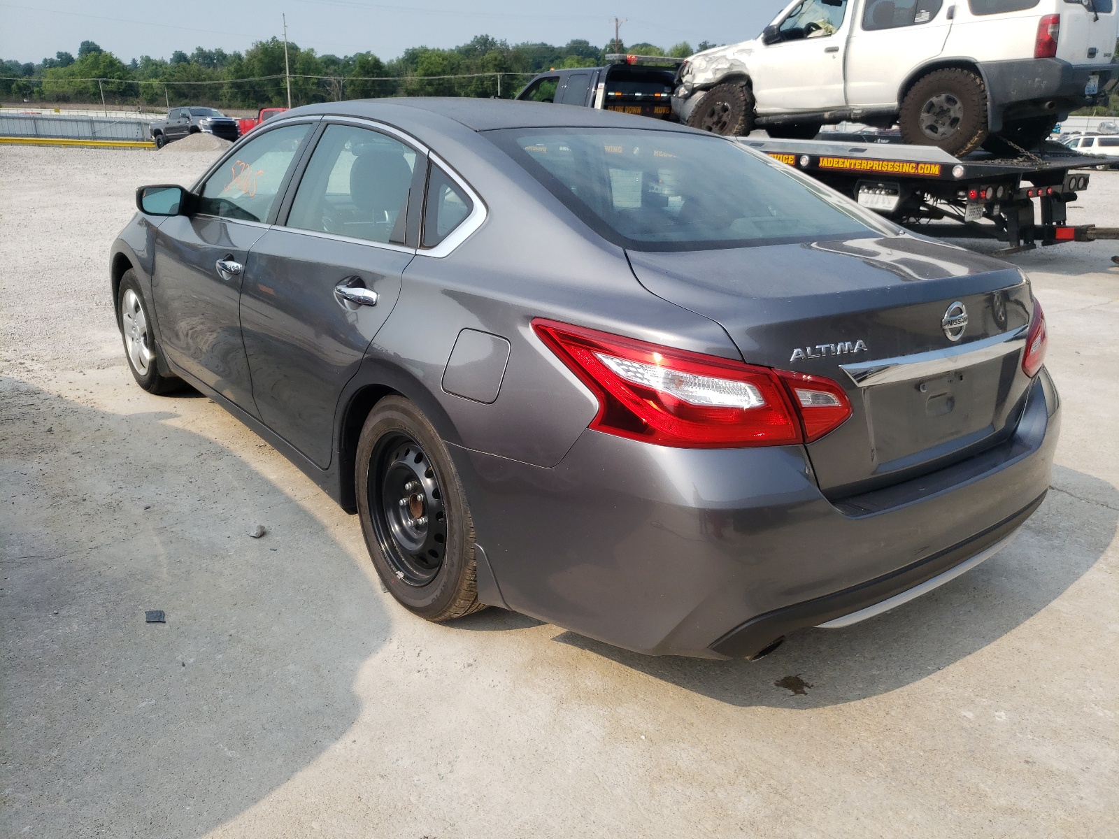 Photo 3 from auction – 2016 NISSAN ALTIMA 2.5 with VIN 1N4AL3AP3GC217839