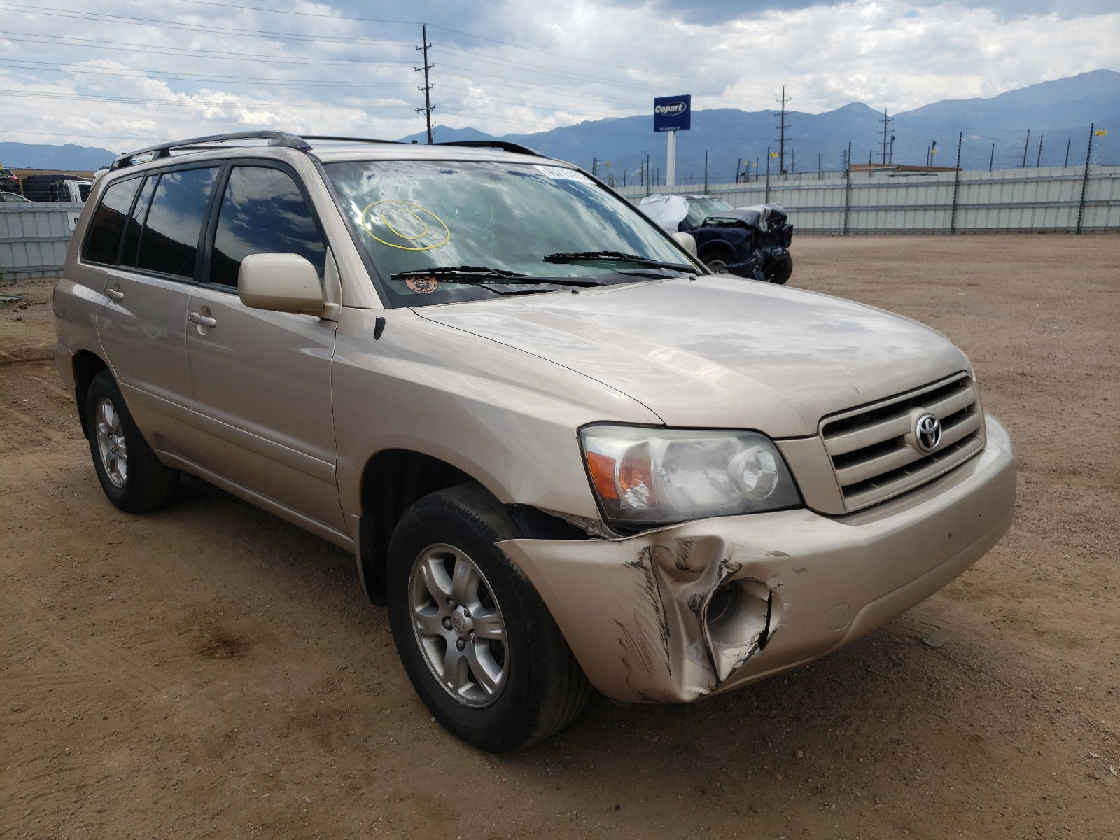 TOYOTA HIGHLANDER 2004 with VIN JTEEP21A540046753 - Photo from auction