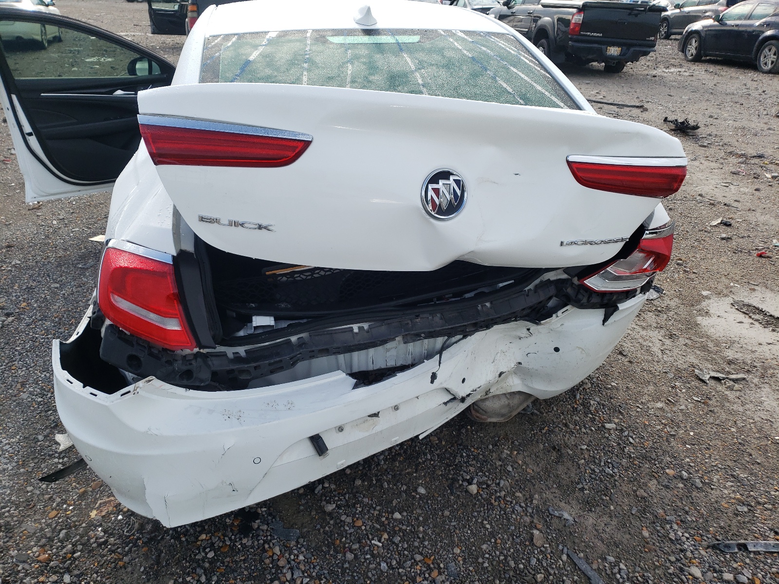 صورة رقم 9 من المزاد - 2018 BUICK LACROSSE E مع VIN 1G4ZP5SS4JU126768