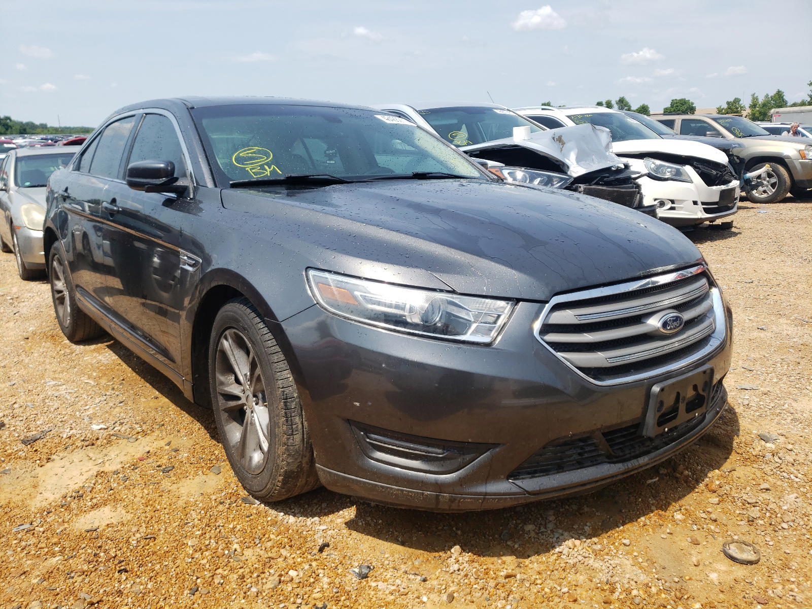 FORD TAURUS SEL 2015 with VIN 1FAHP2H86FG129175 - Photo from auction