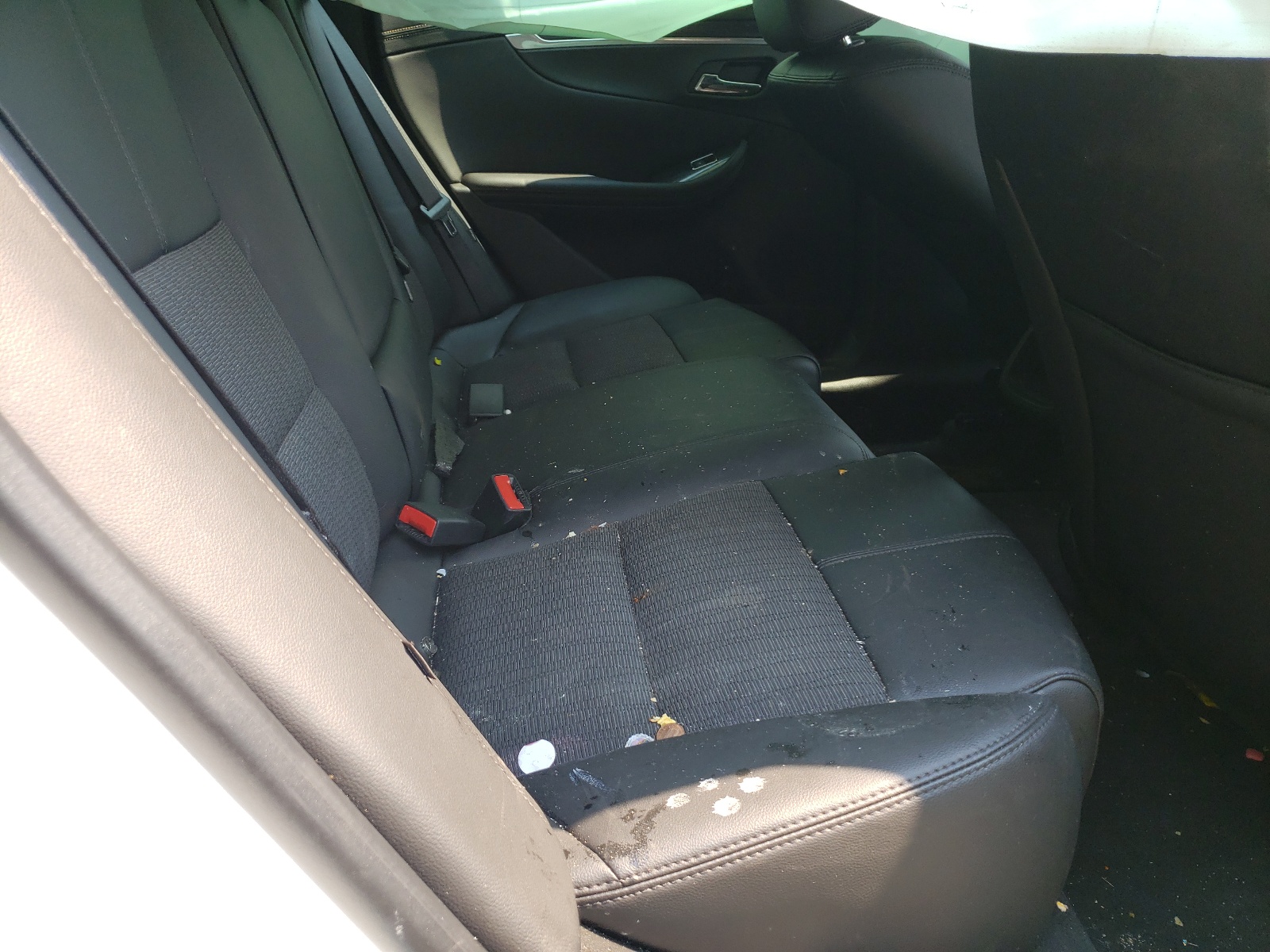 Photo 6 from auction – 2019 CHEVROLET IMPALA LT with VIN 2G11Z5S3XK9110490