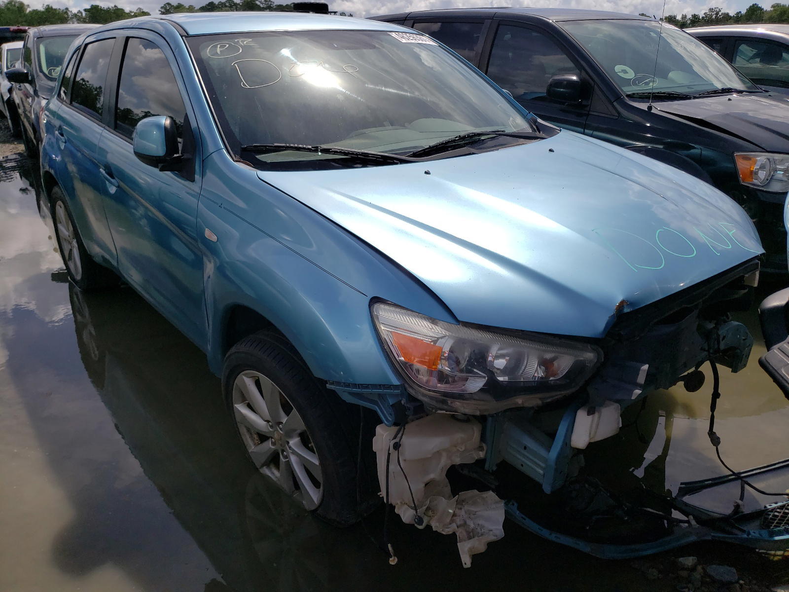 MITSUBISHI OUTLANDER 2012 with VIN JA4AP4AU2CZ003257 - Photo from auction