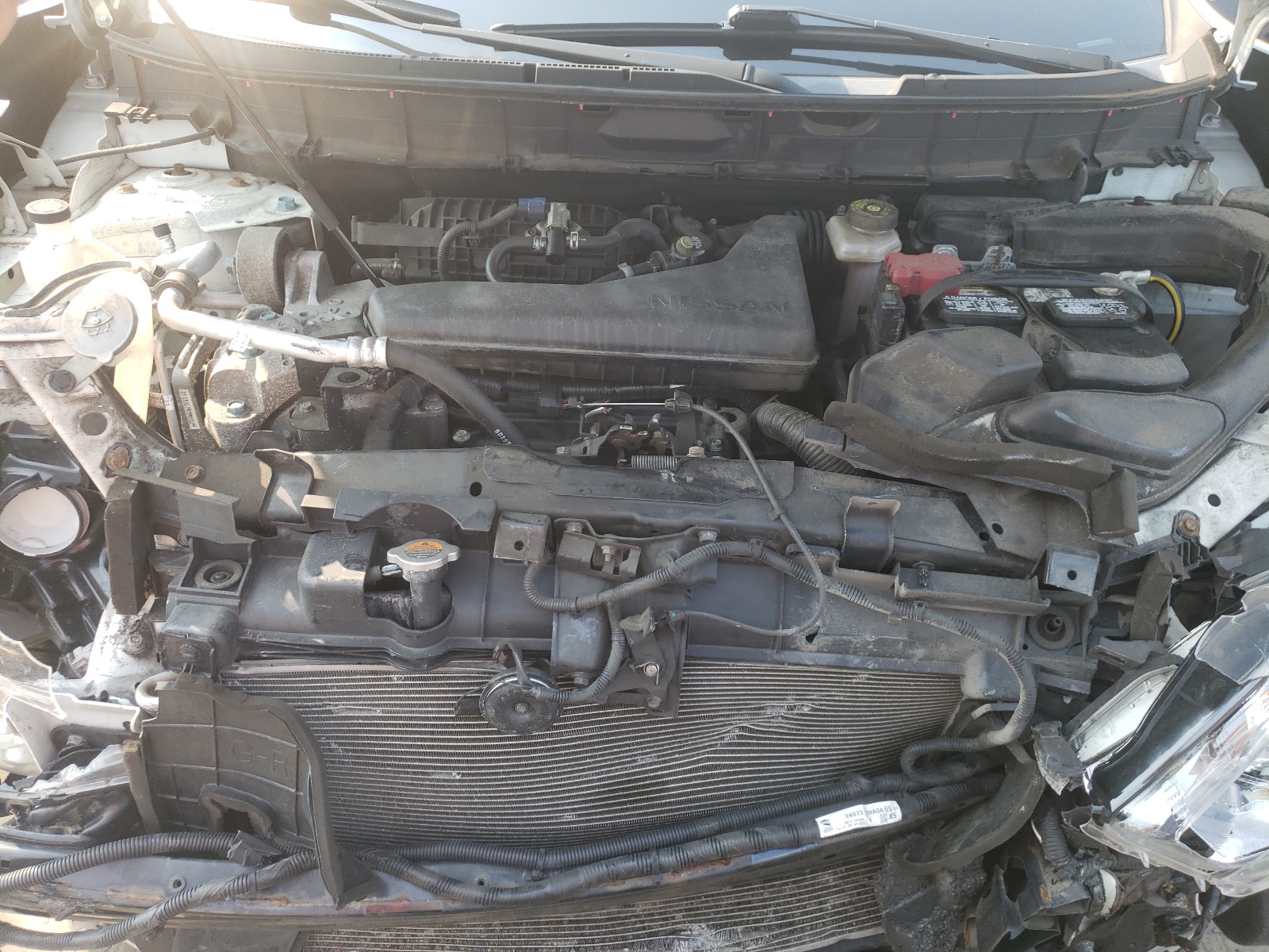 Photo 7 from auction – 2016 NISSAN ROGUE S with VIN KNMAT2MV8GP724274
