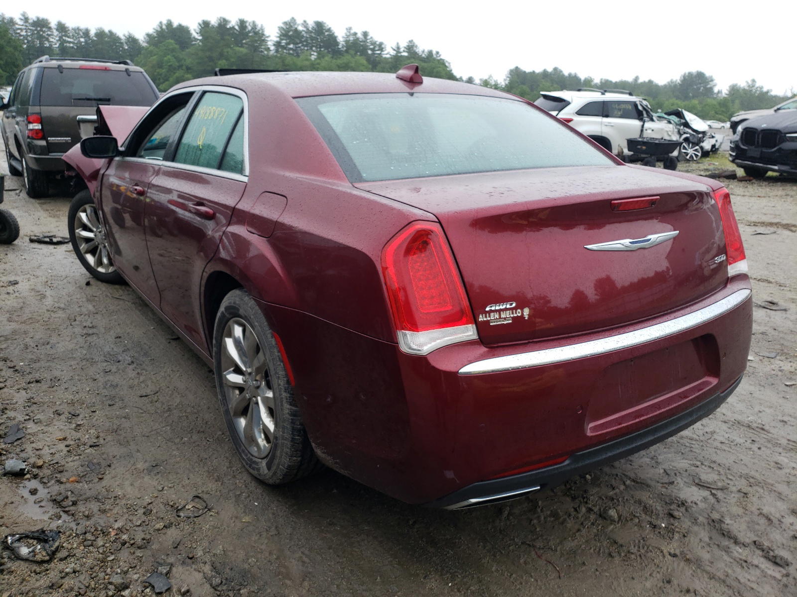 Photo 3 from auction – 2015 CHRYSLER 300 LIMITE with VIN 2C3CCARG3FH849624