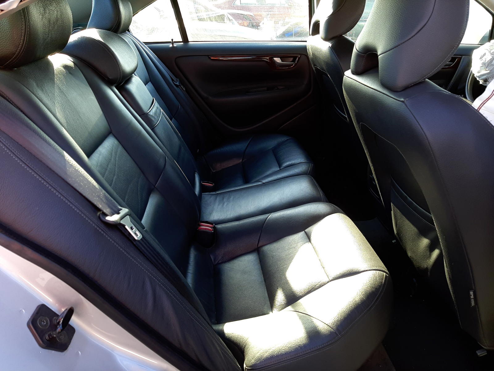 Photo 6 from auction – 2005 VOLVO S60 with VIN YV1RH592352477271