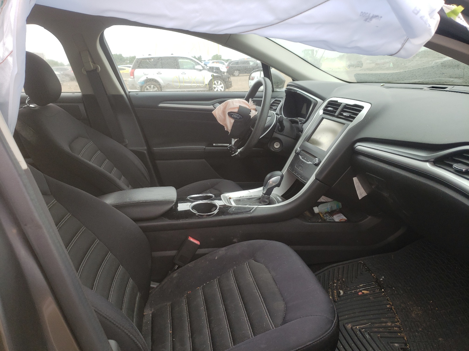 Photo 5 from auction – 2013 FORD FUSION with VIN 3FA6P0HR1DR339158