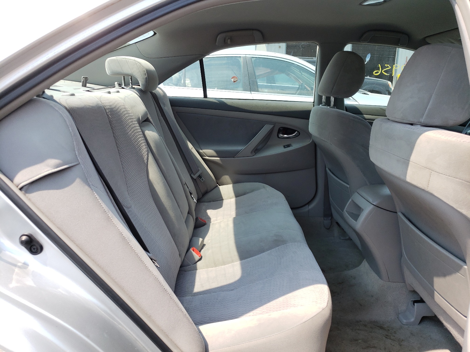 Photo 6 from auction – 2010 TOYOTA CAMRY BASE with VIN 4T1BF3EK2AU011039