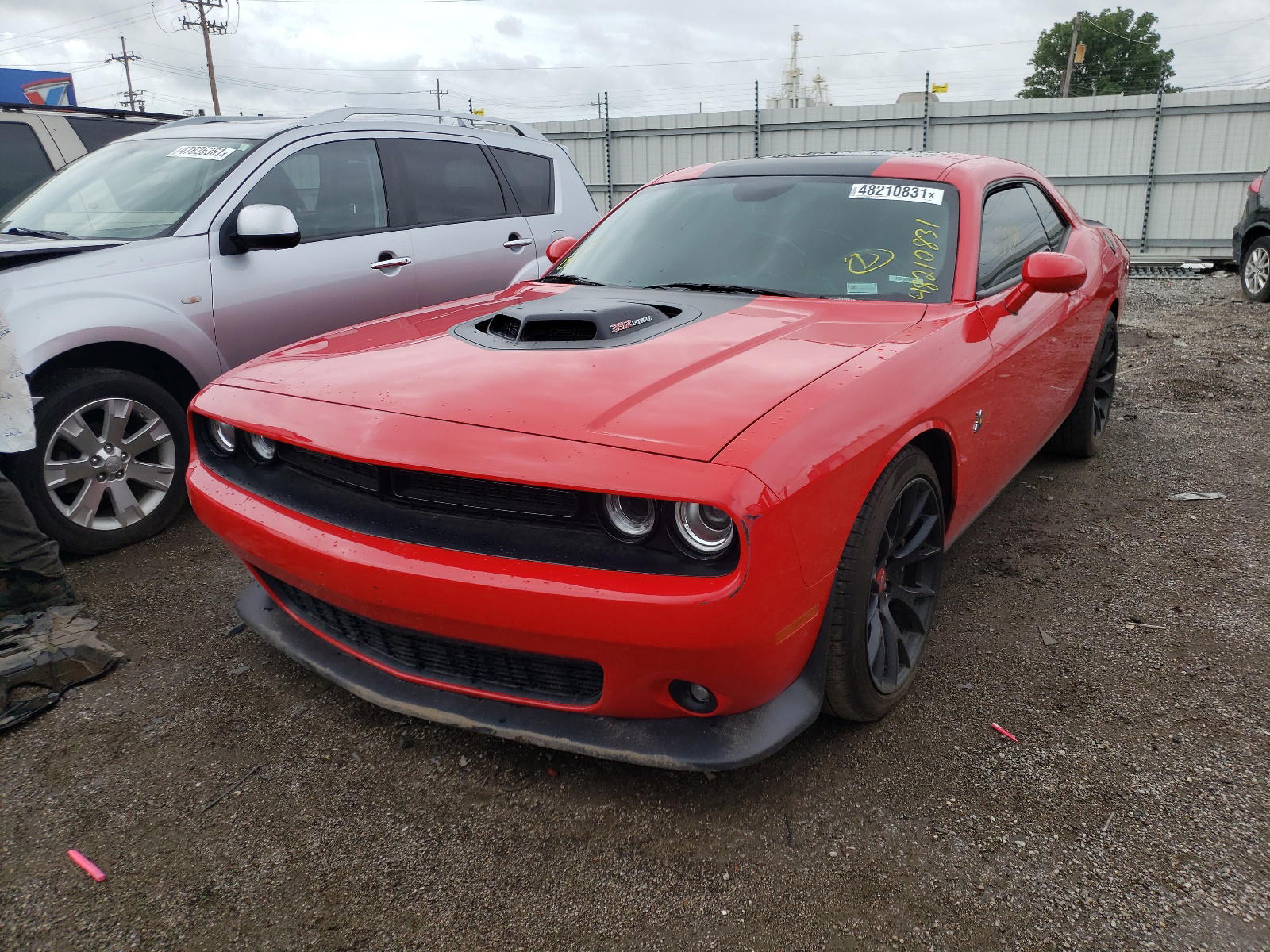 Photo 2 from auction – 2018 DODGE CHALLENGER with VIN 2C3CDZFJ8JH131684