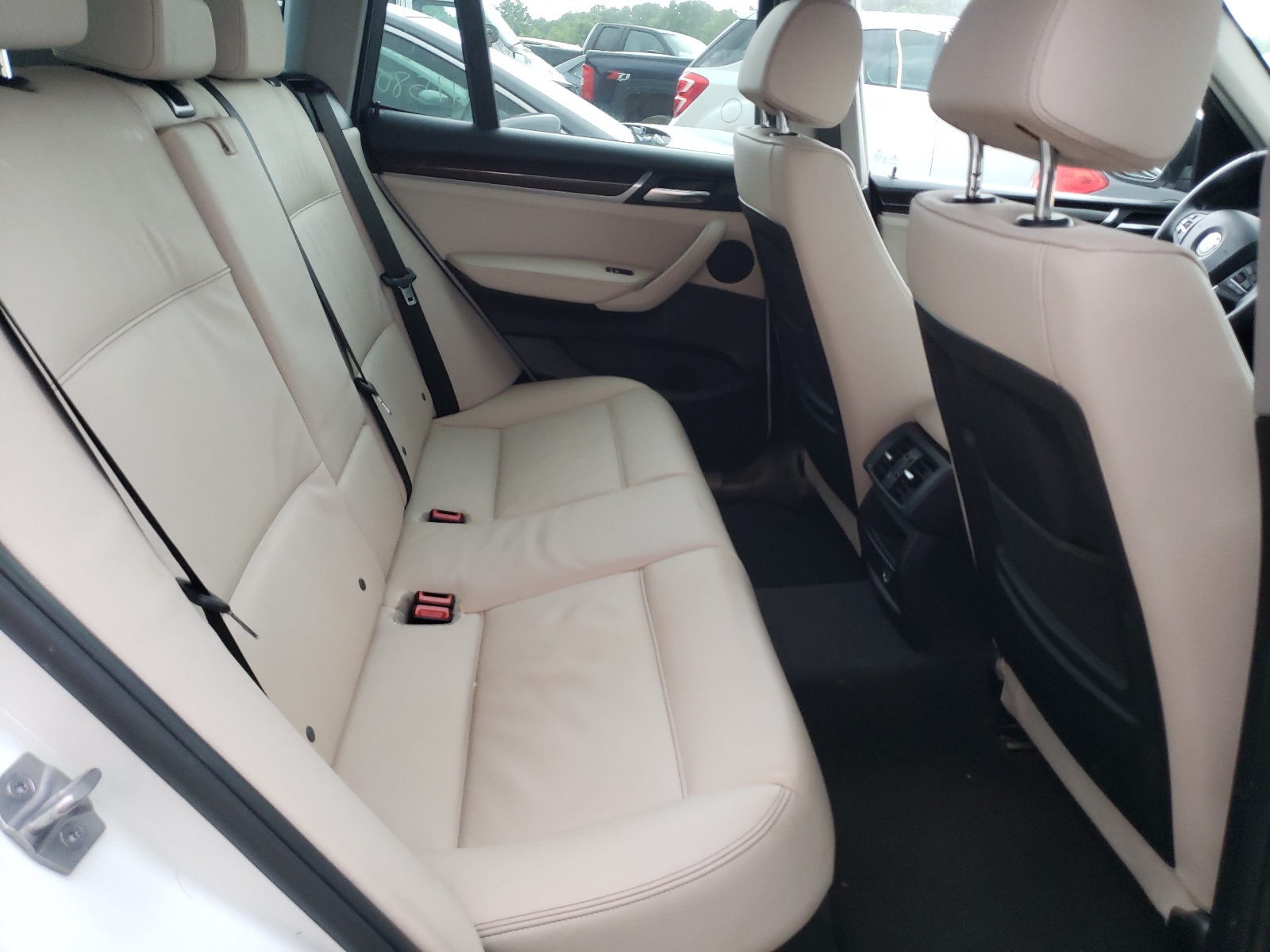 Photo 6 from auction – 2017 BMW X3 SDRIVE2 with VIN 5UXWZ7C38H0X41456