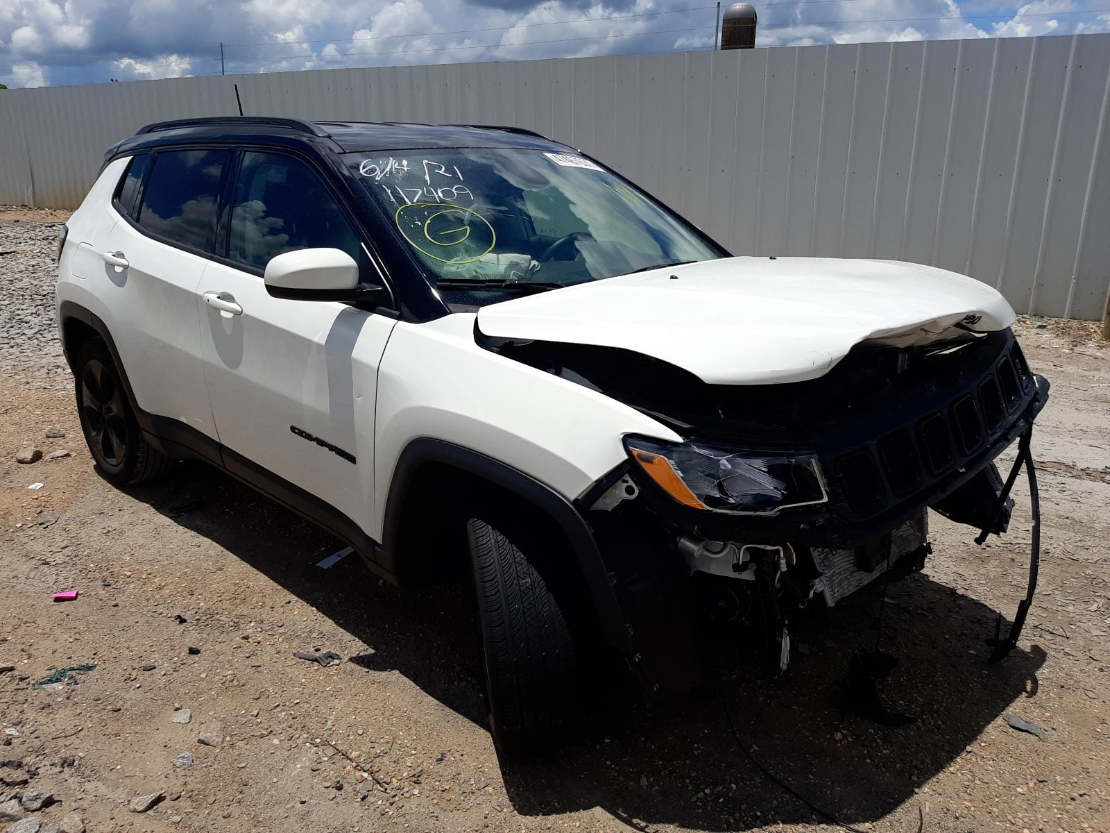 JEEP COMPASS LA 2020 with VIN 3C4NJCBB4LT205816 - Photo from auction