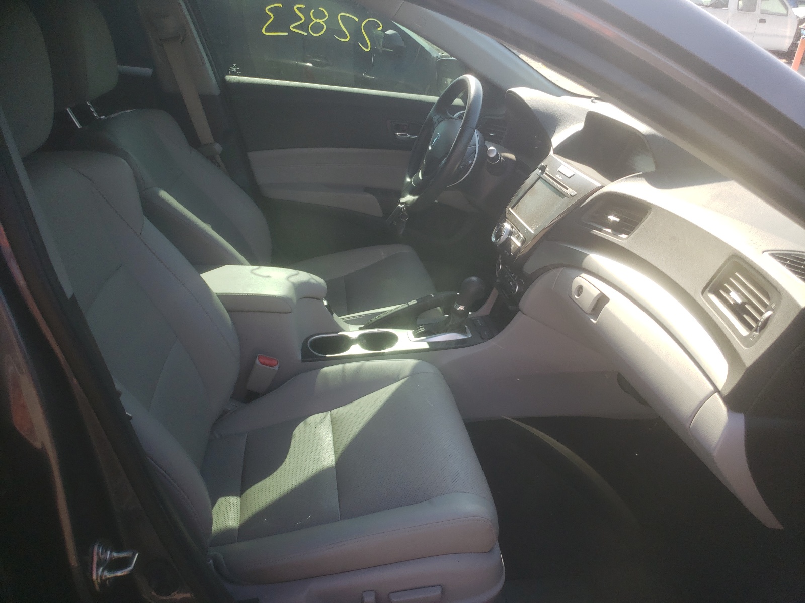 Photo 5 from auction – 2017 ACURA ILX PREMIU with VIN 19UDE2F7XHA002638