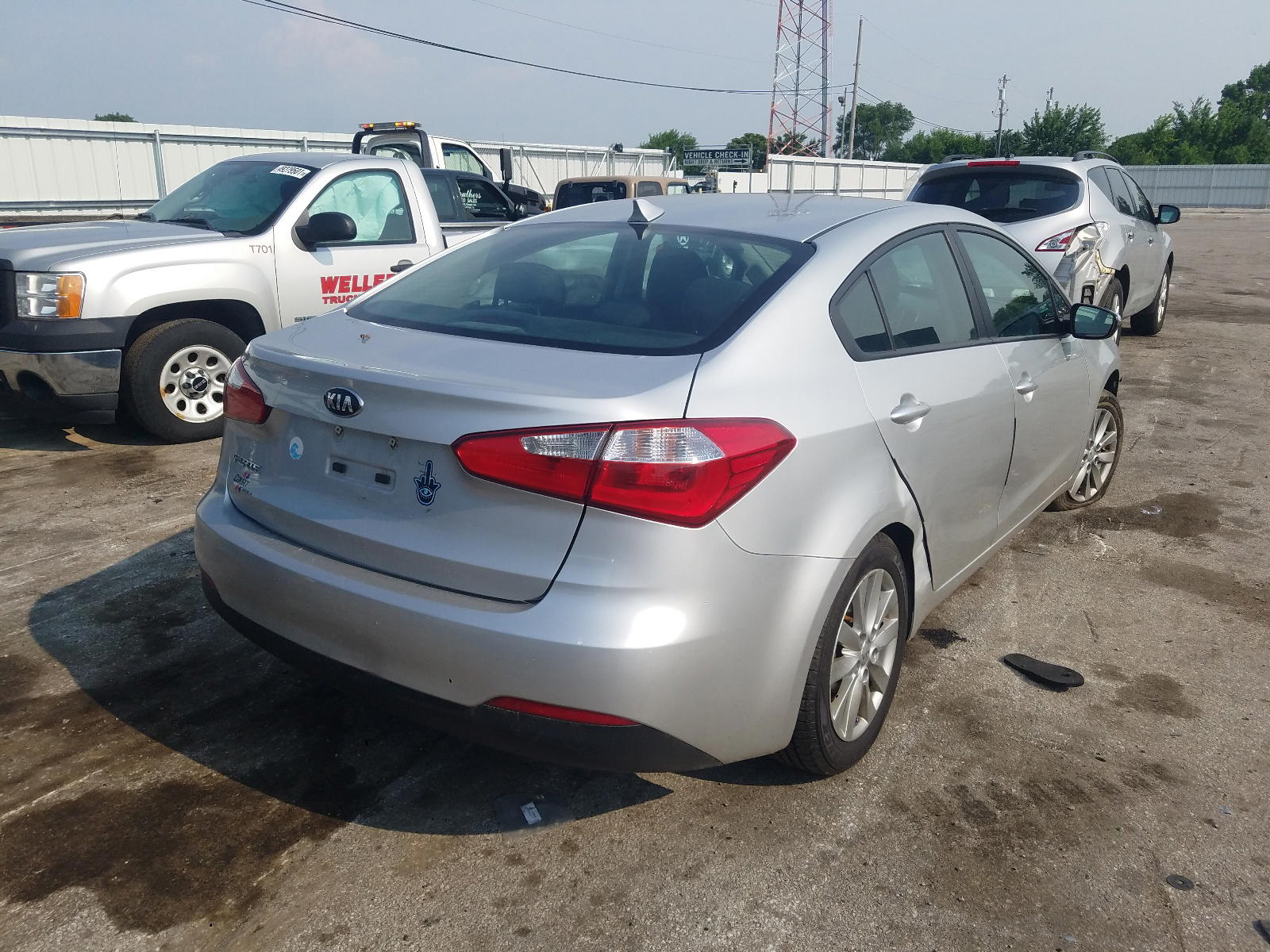 Photo 4 from auction – 2014 KIA FORTE LX with VIN KNAFX4A66E5208875