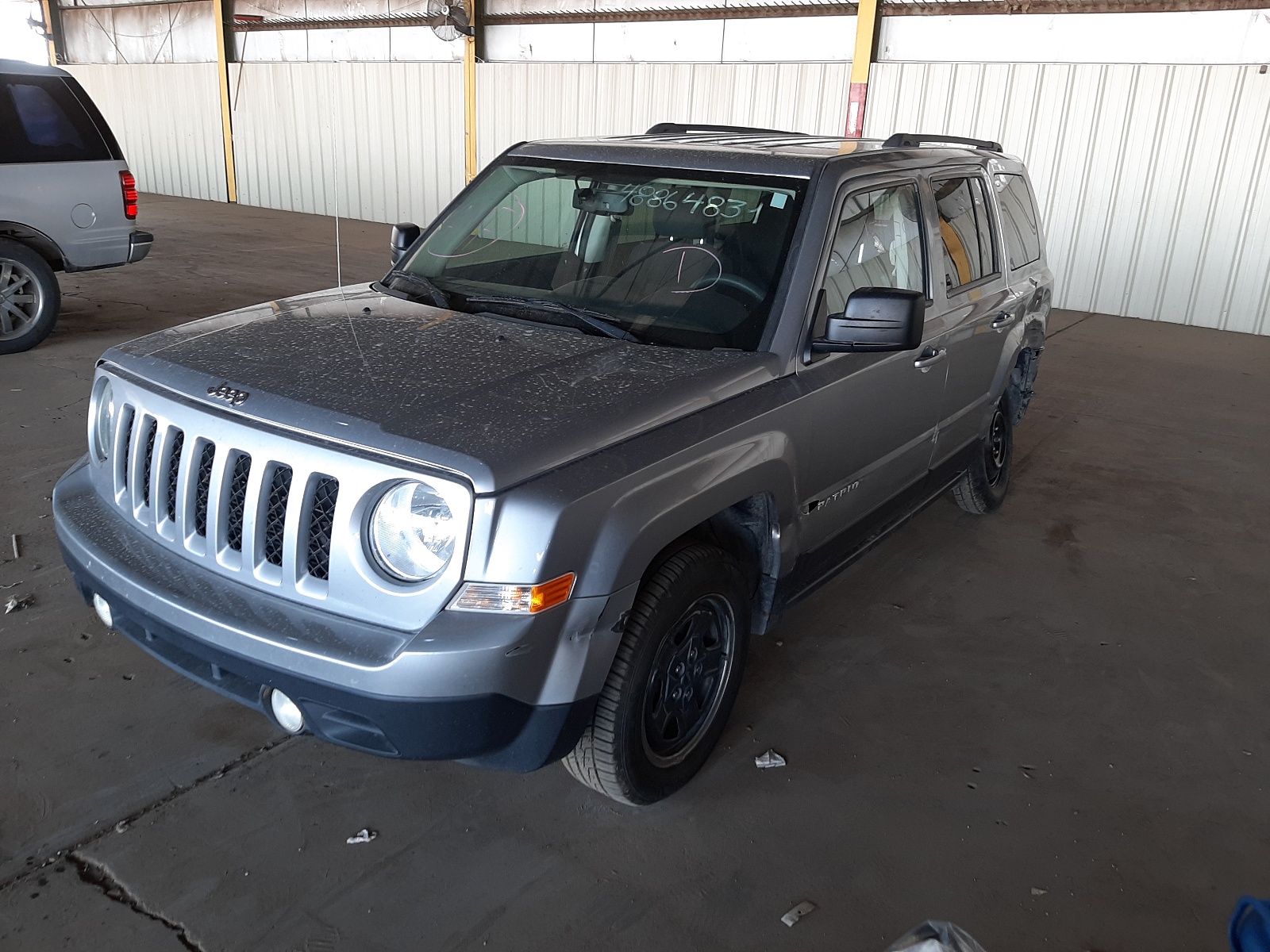 Photo 2 from auction – 2017 JEEP PATRIOT SP with VIN 1C4NJPBB4HD201348
