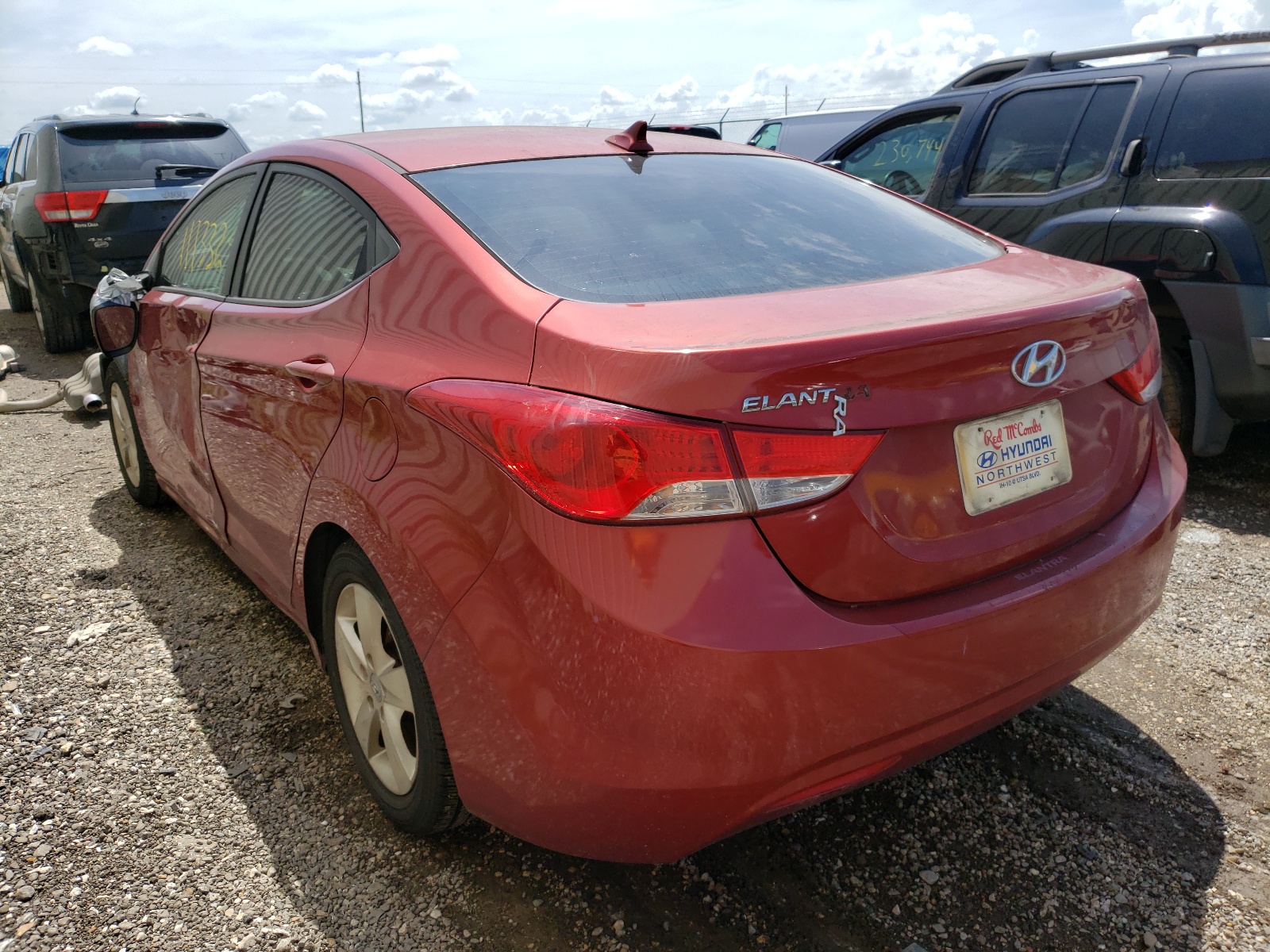 Photo 3 from auction – 2011 HYUNDAI ELANTRA GL with VIN KMHDH4AEXBU106832