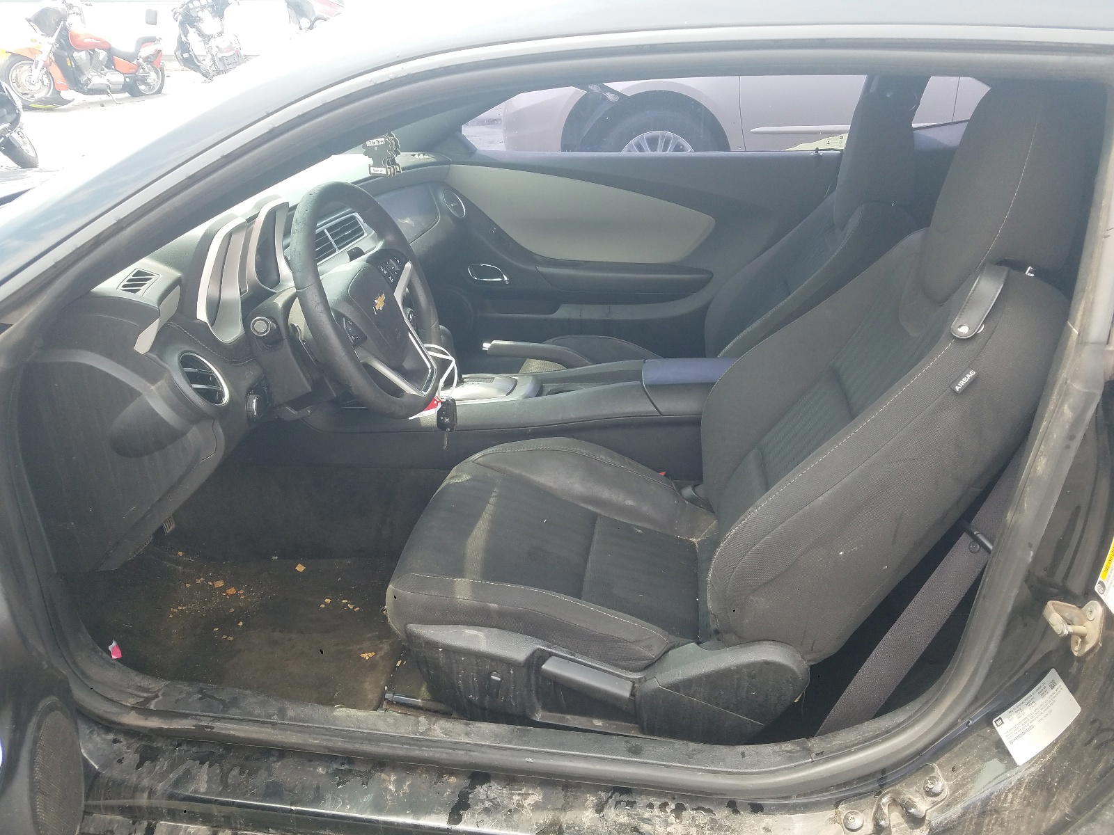 Photo 5 from auction – 2012 CHEVROLET CAMARO with VIN 2G1FA1E35C9150253