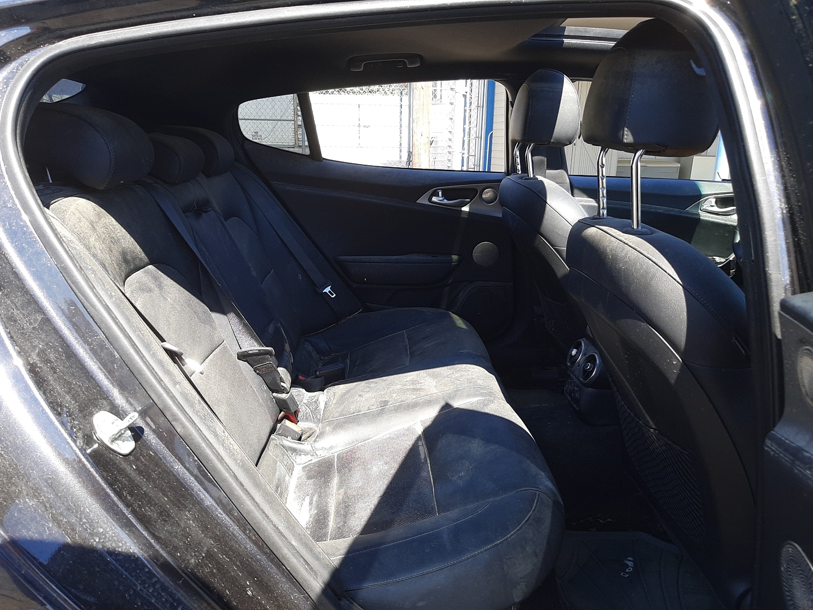Photo 6 from auction – 2019 KIA STINGER GT with VIN KNAE45LCXK6049555