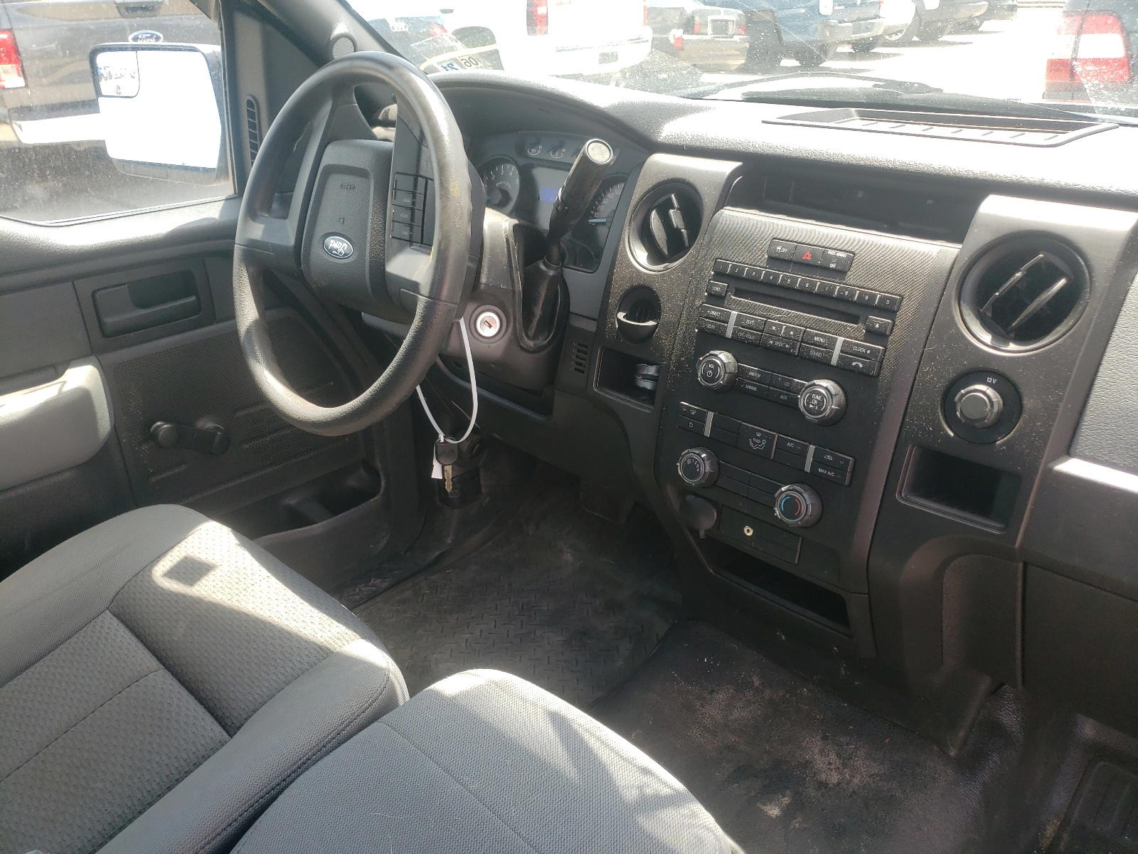 Photo 9 from auction – 2013 FORD F150 with VIN 1FTMF1CM7DKF28682