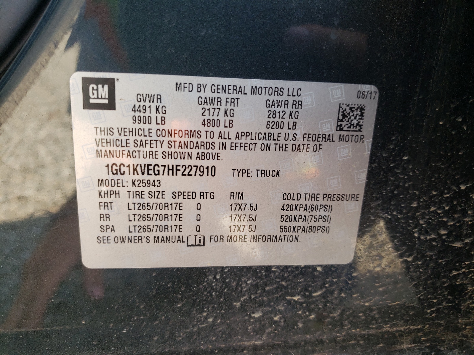 Photo 10 from auction – 2017 CHEVROLET SILVERADO with VIN 1GC1KVEG7HF227910